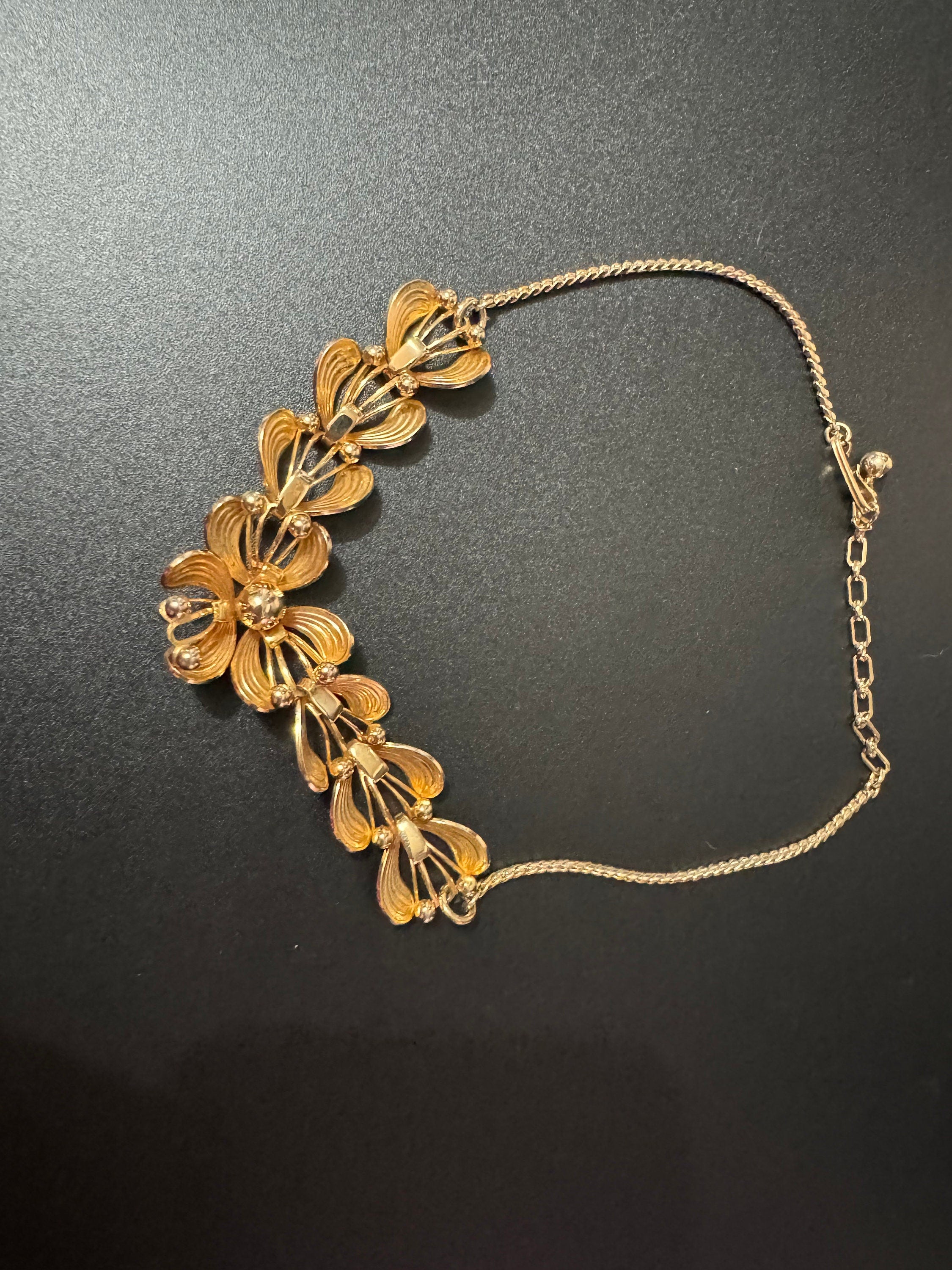 vintage Modernist gold tone raised 3d floral leaf choker necklace 36-42cm chain