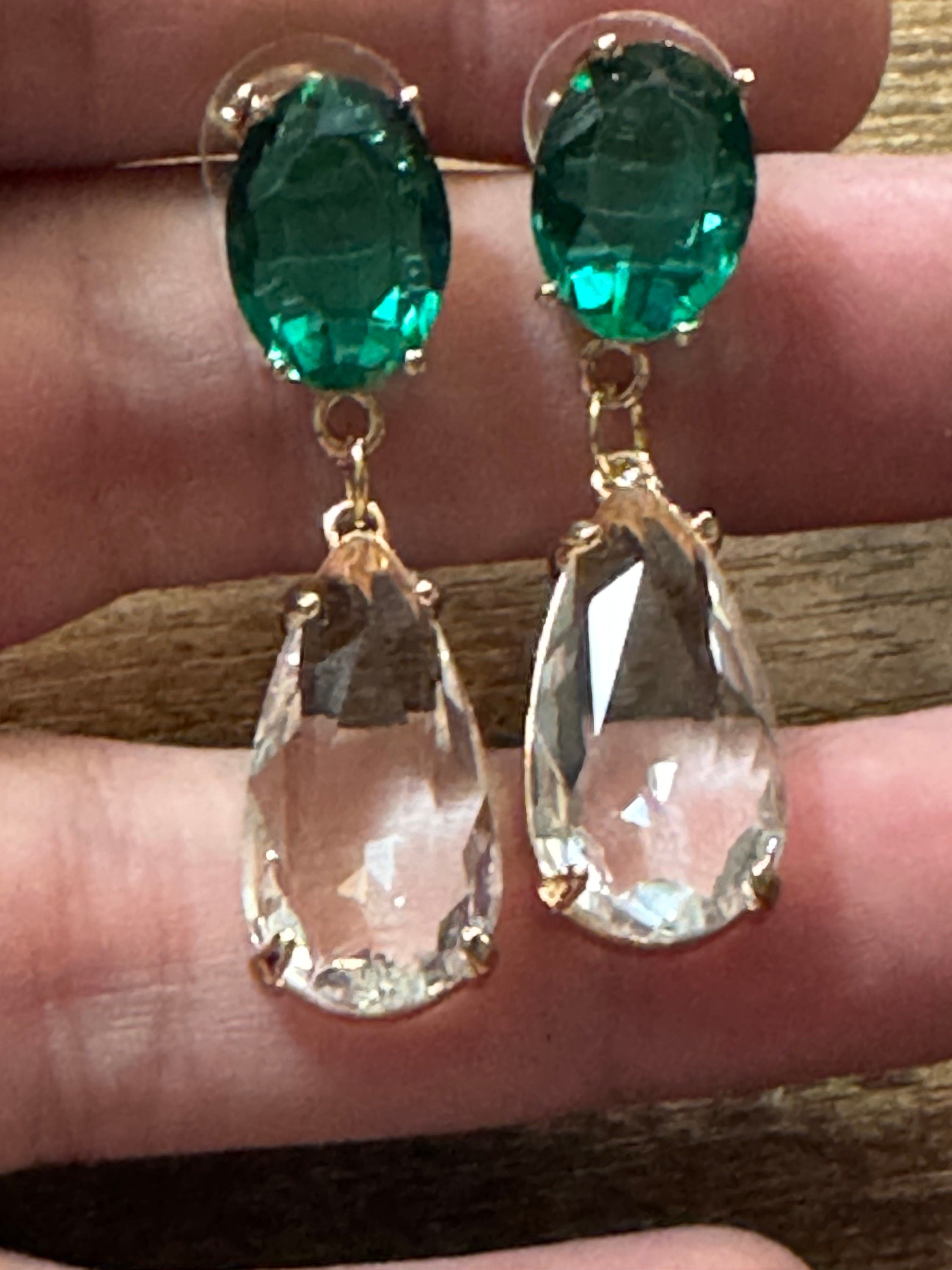 18k Gold plated emerald green clear crystal diamanté rhinestone dangly long drop earrings