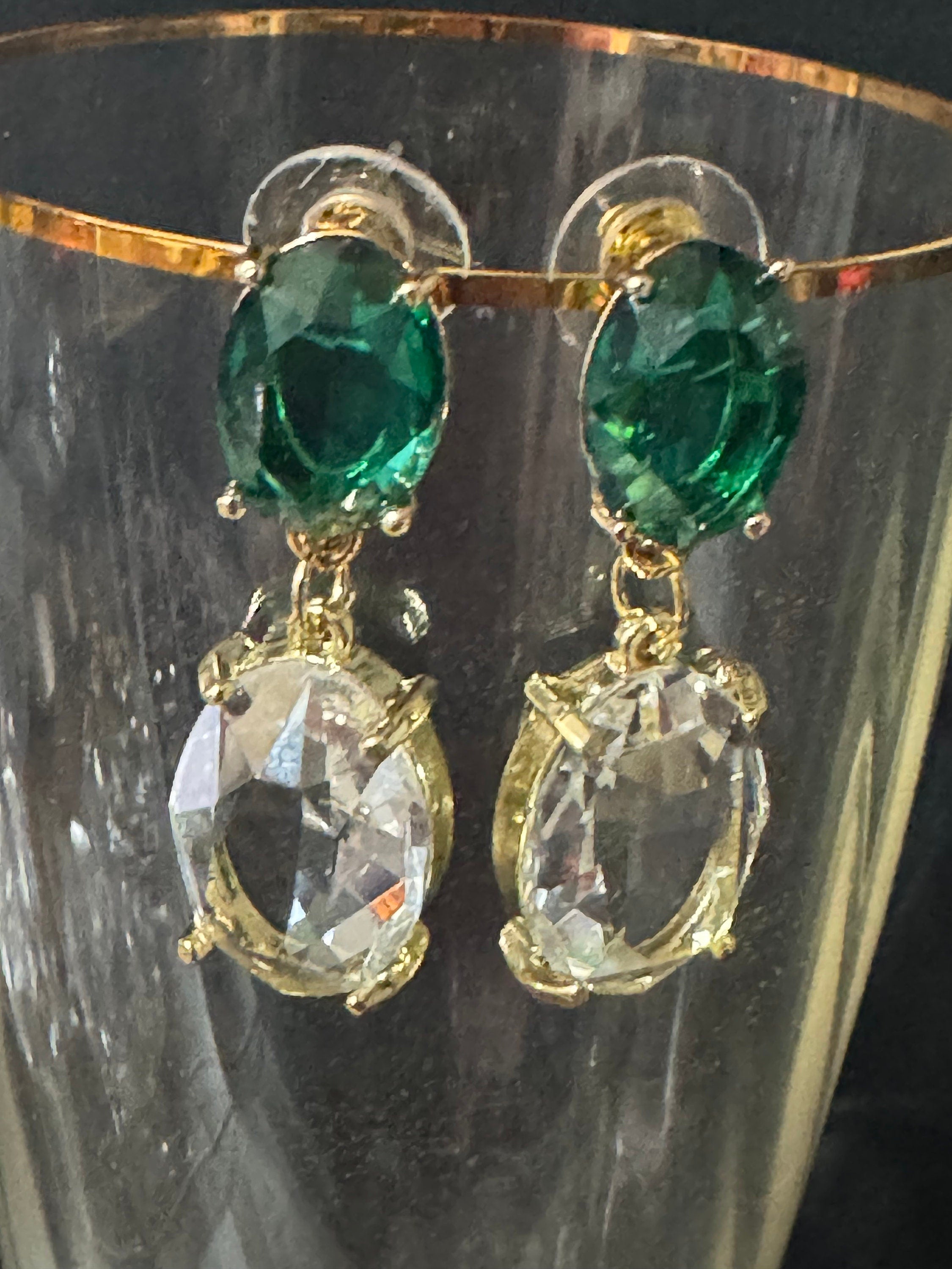 18k Gold plated emerald green clear crystal diamanté rhinestone dangly oval drop earrings