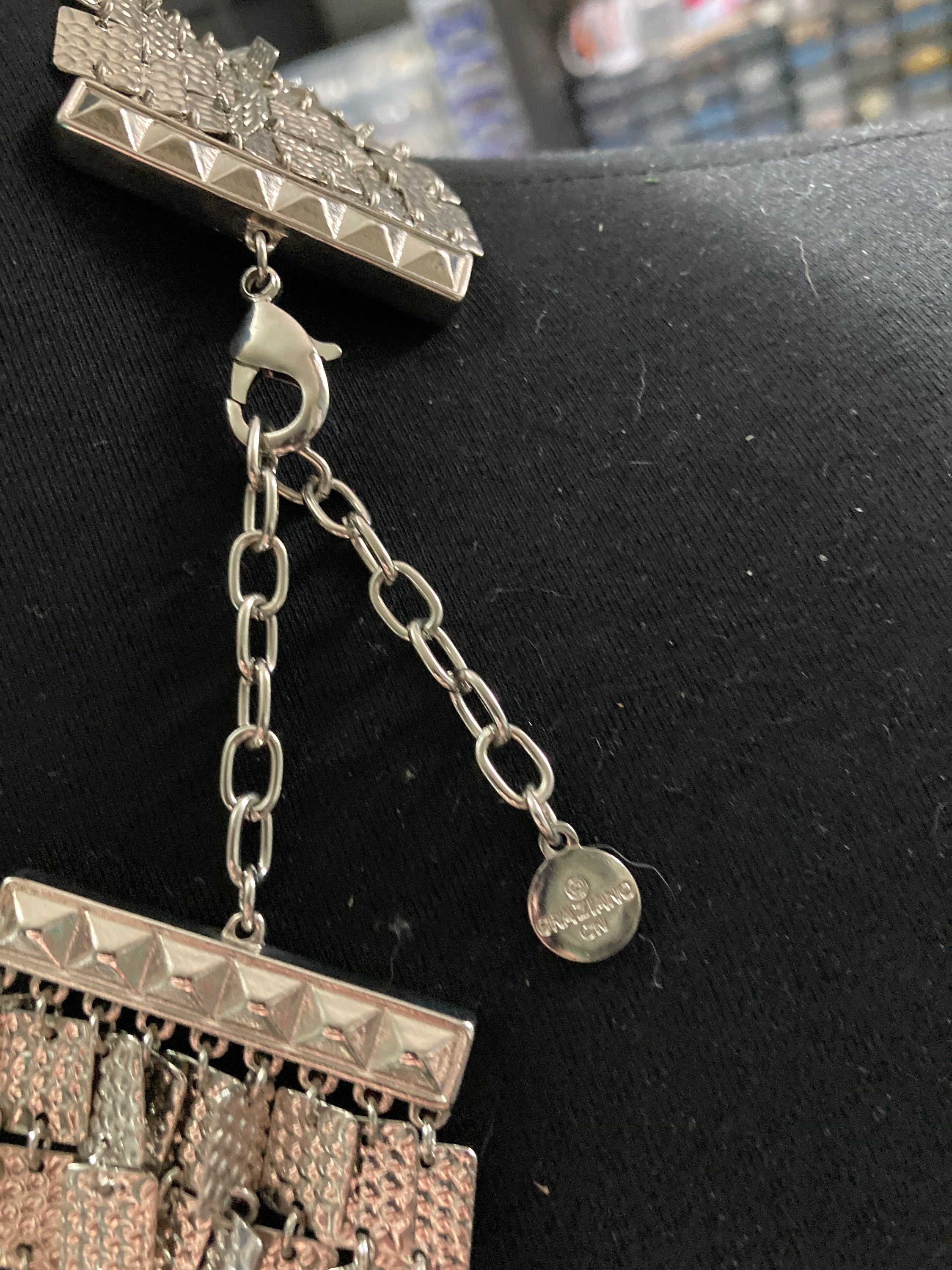 Italian designer Signed graziano vintage flat chain link silver multi strand bib necklace