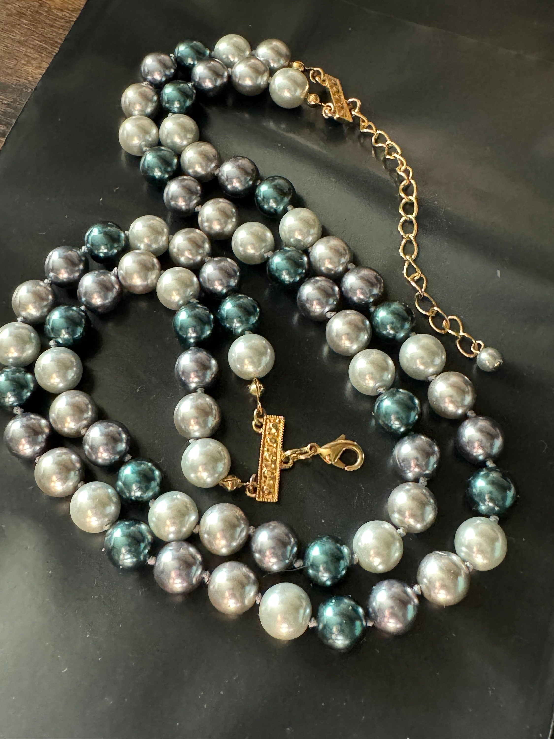 signed KJL grey glass pearl  2 row beaded necklace Kenneth jay lane adjustable