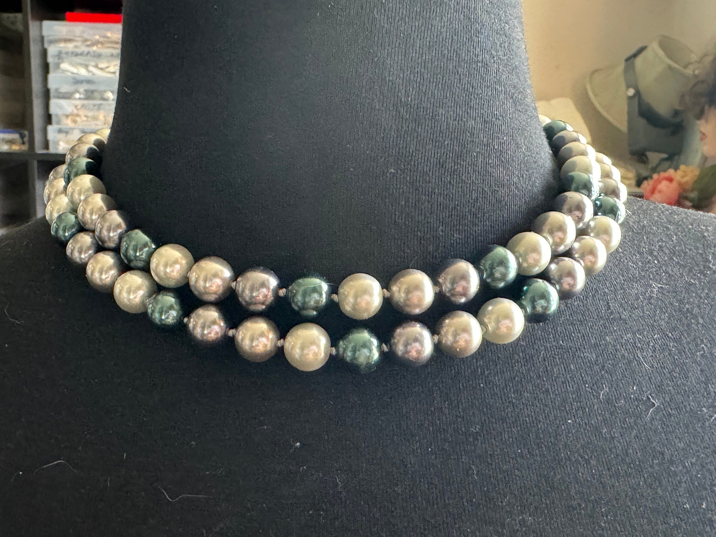 signed KJL grey glass pearl  2 row beaded necklace Kenneth jay lane adjustable