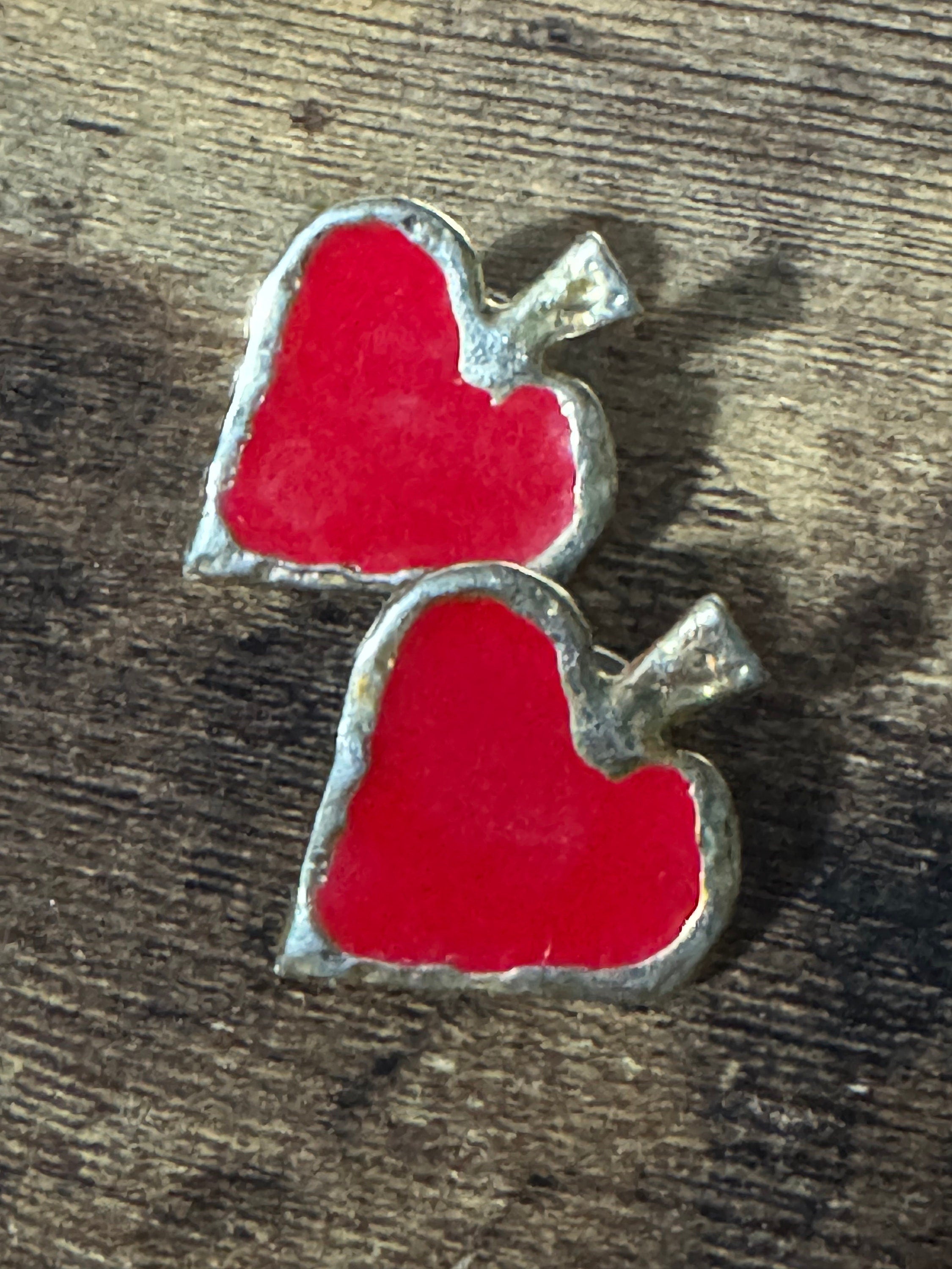 Bridge players spades playing cards vintage Gold tone bright Red enamel pair stud earrings pierced