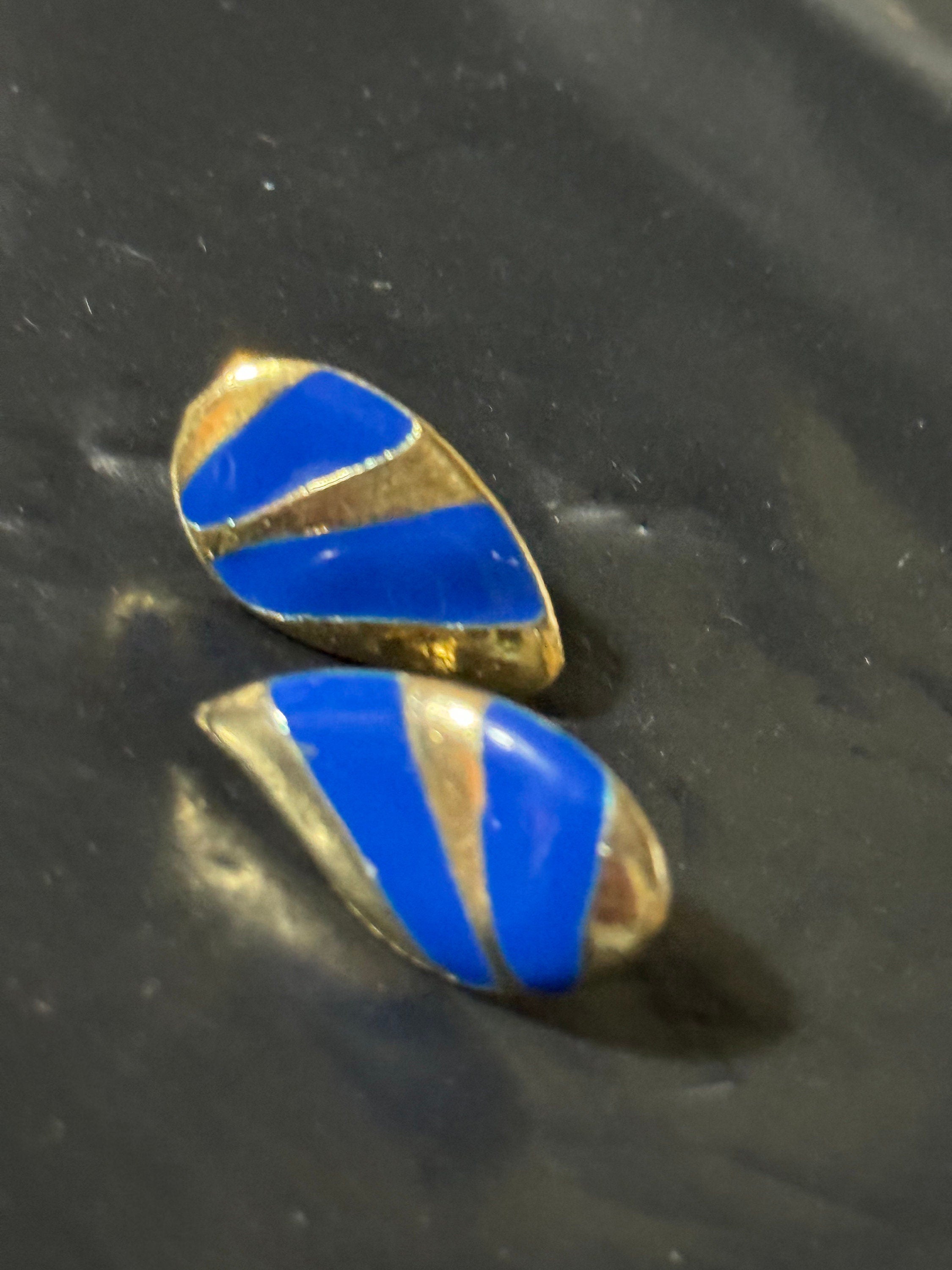 Vintage Gold tone royal Blue enamel pair teardrop stud earrings pierced