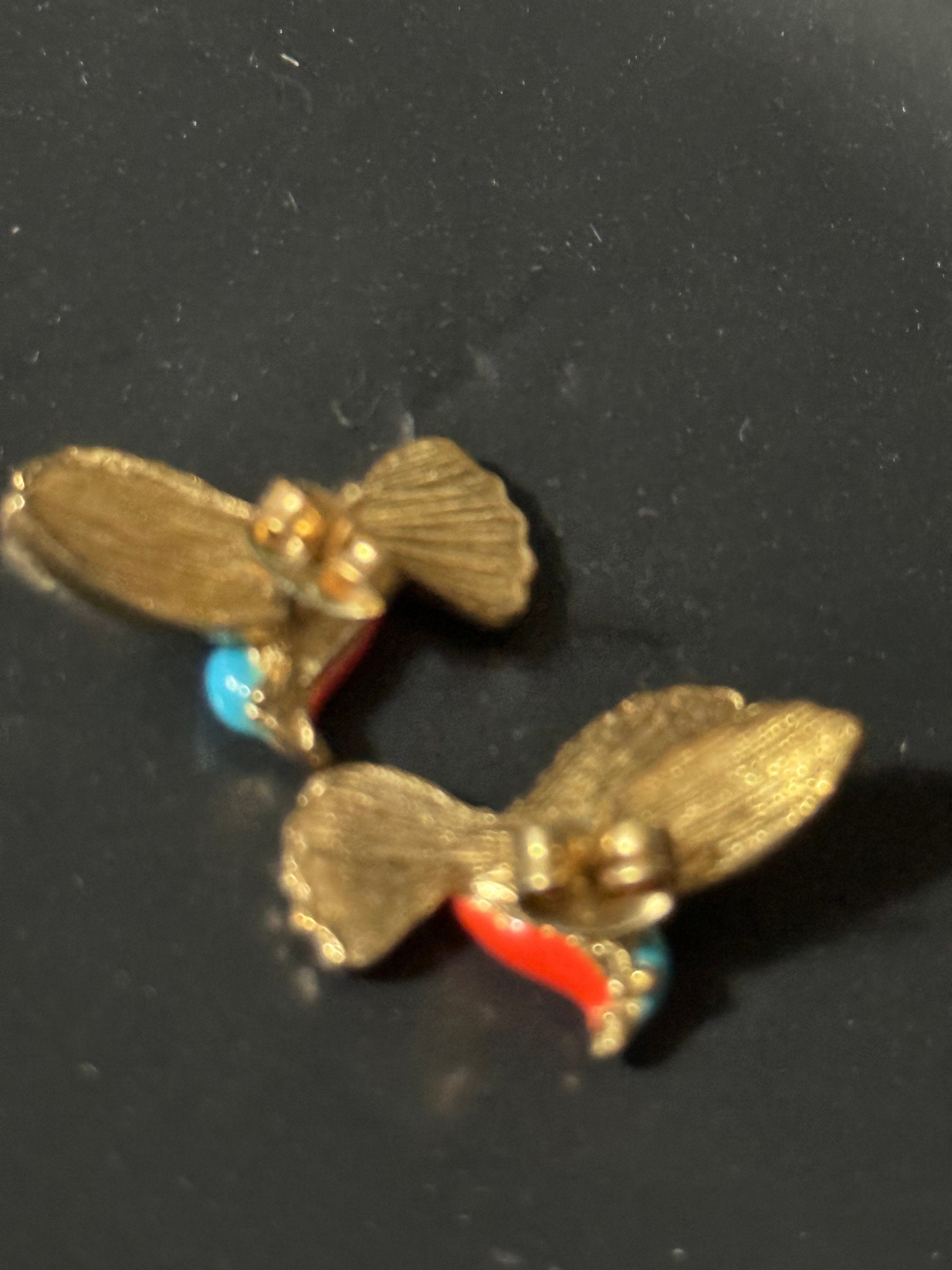Sweet Turquoise Blue red kingfisher birds enamel pair stud earrings Vintage Gold tone