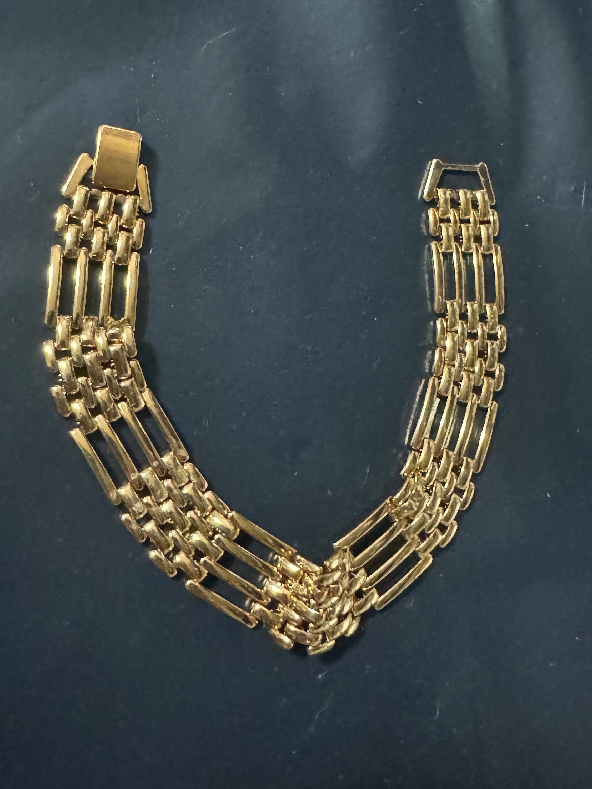 True vintage pristine 1980s gold tone plain bar link panther brick chain bracelet 19cm x 12mm