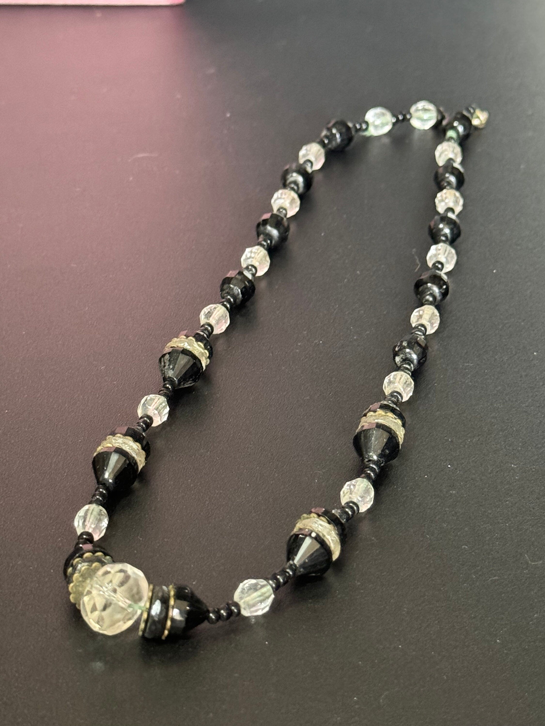 Antique art deco geometric heavy cut glass black clear beaded necklace monochrome 49cm