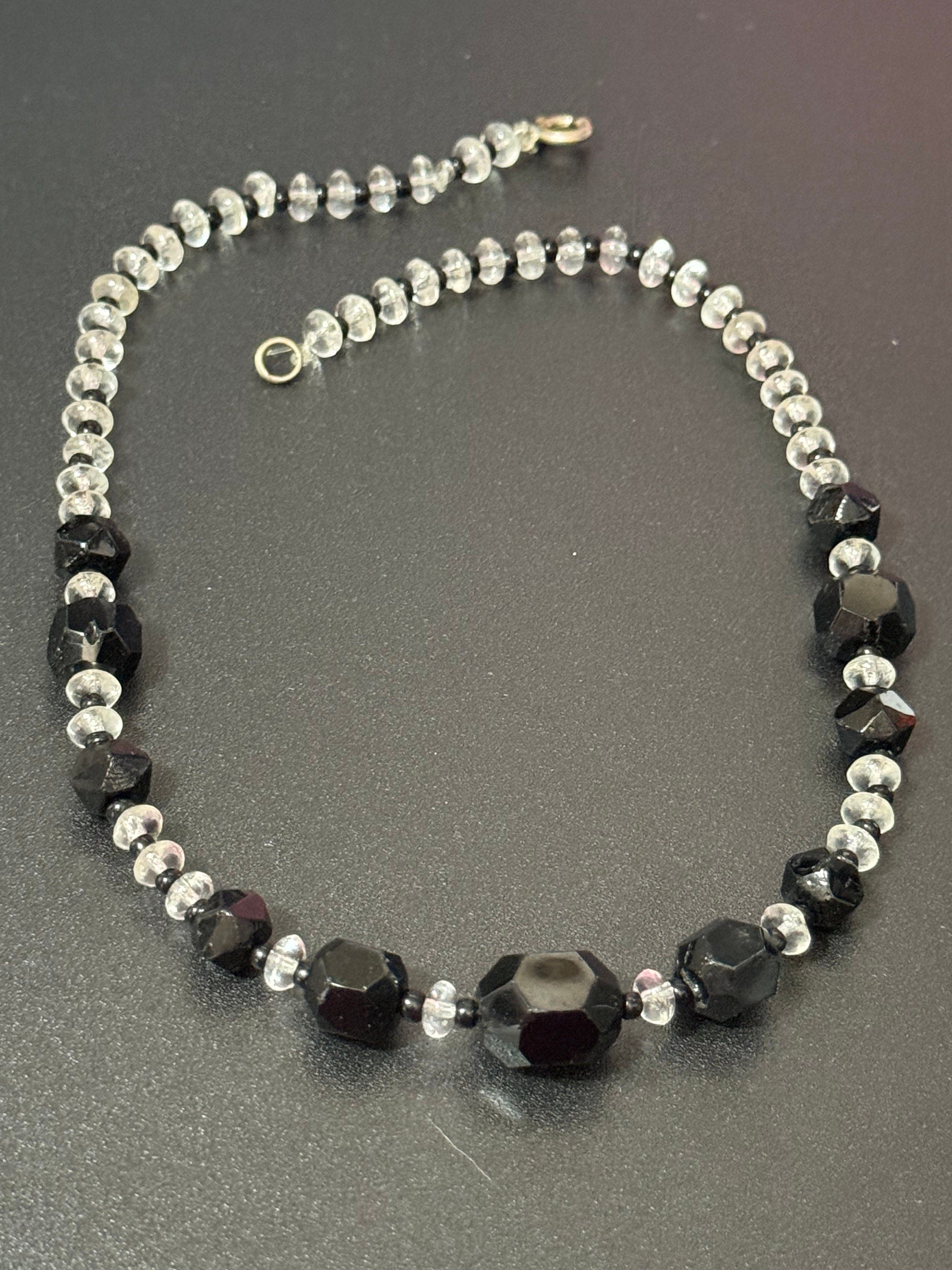 Petite fit 37.5cm antique art deco geometric cut glass black clear beaded necklace monochrome slim neck