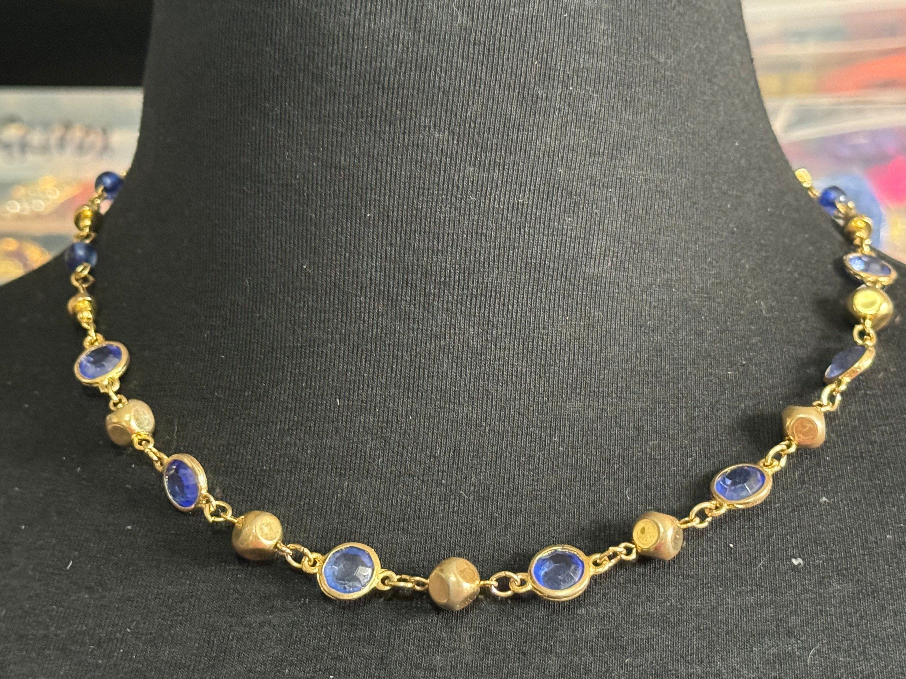 Rivière bezel set blue Plastic vintage gold tone chain link bead necklace 49cm