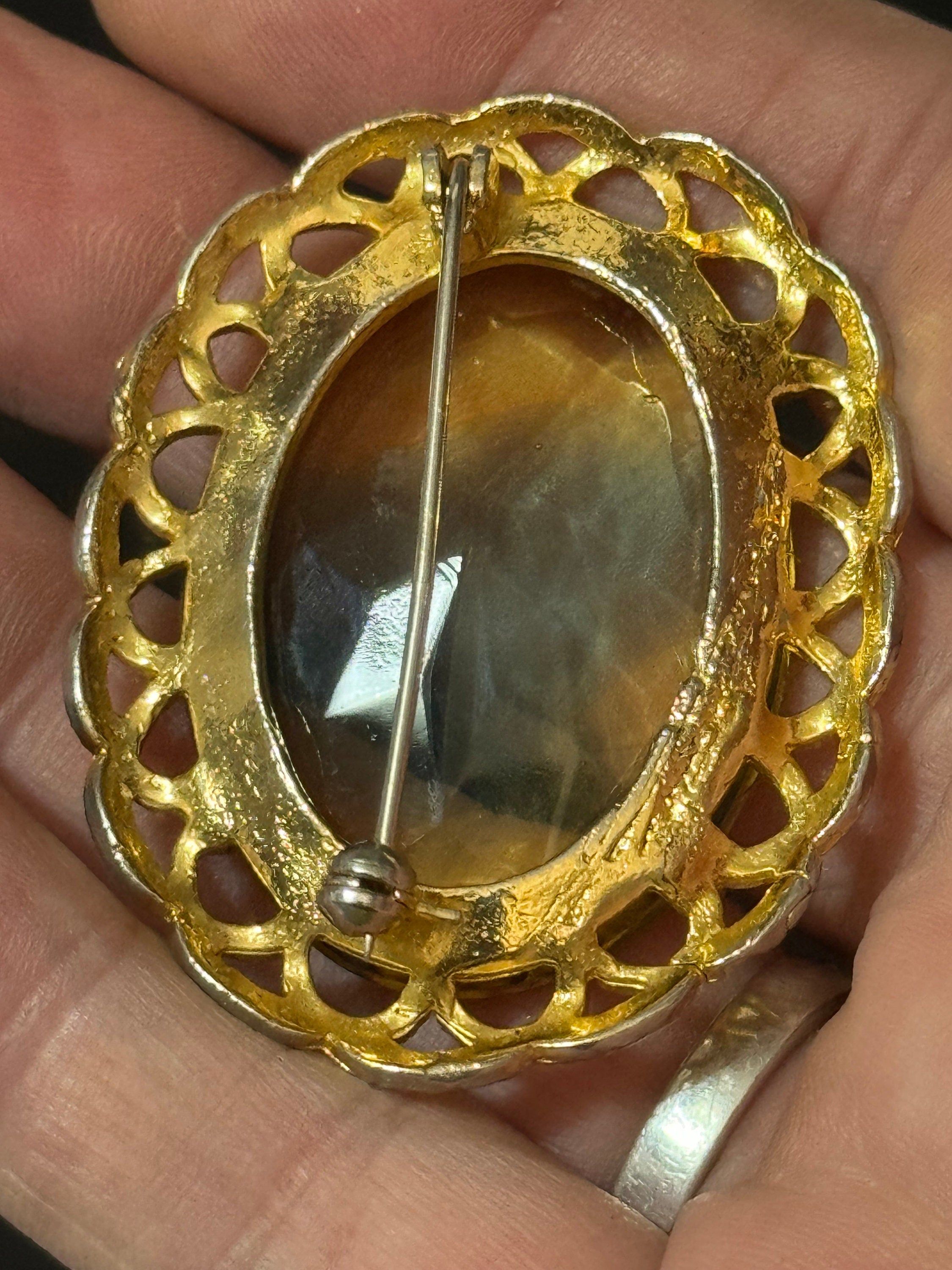 vintage celtic style scottish brooch large orange topaz brown glass