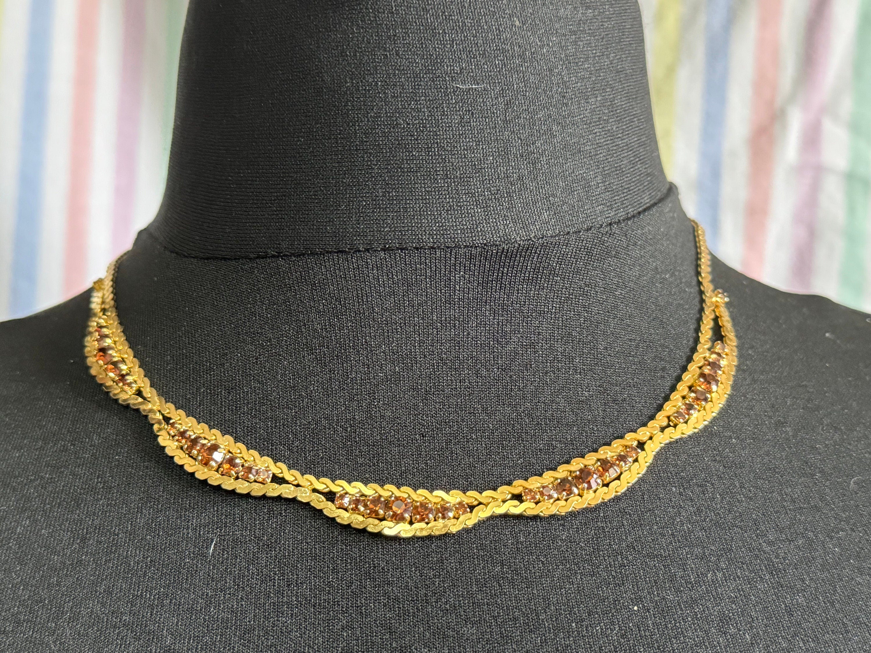 Brown cognac glass diamanté mesh serpentine necklace Vintage gold tone
