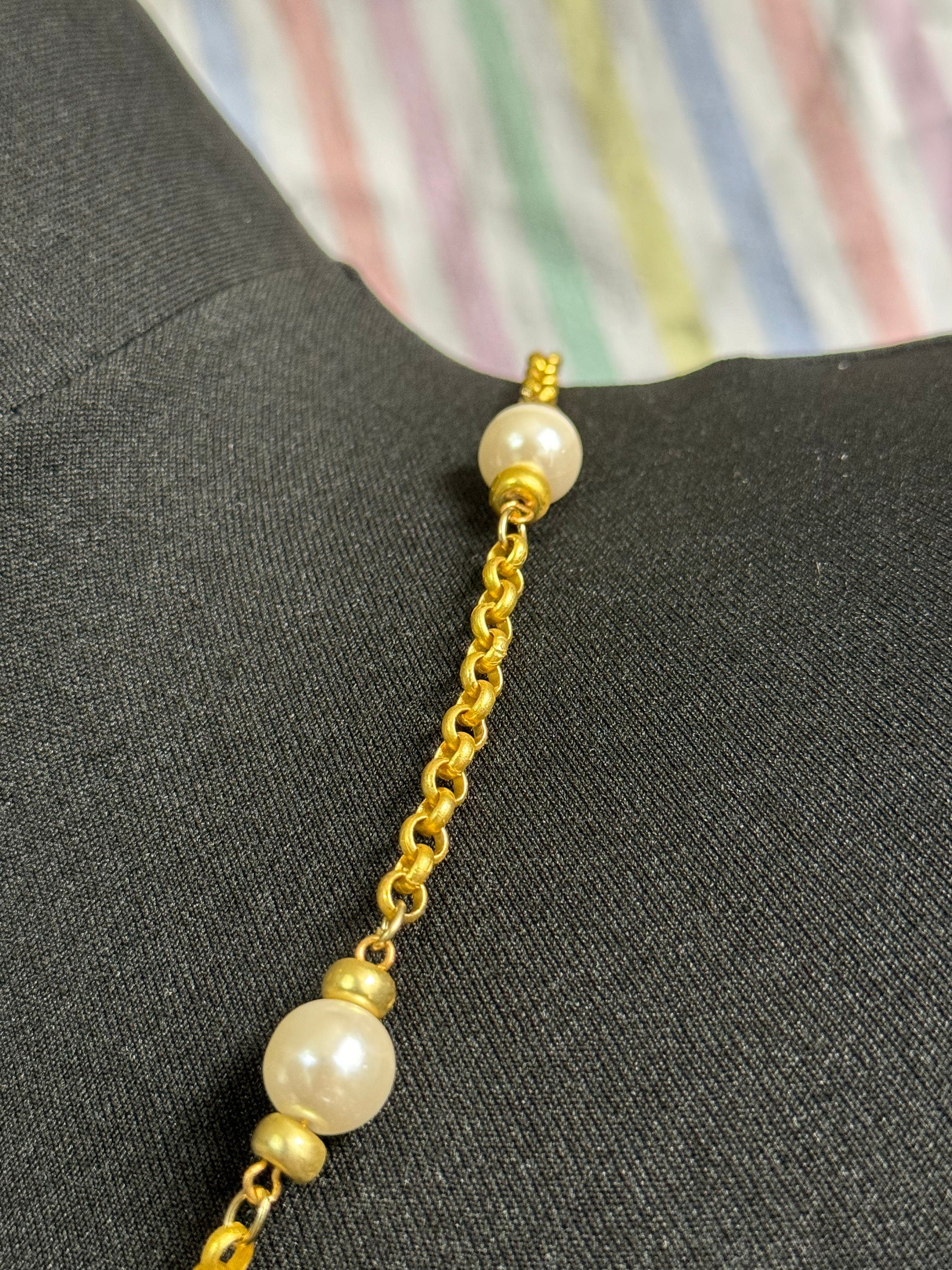 Vintage faux Pearl Matt gold tone station link Necklace