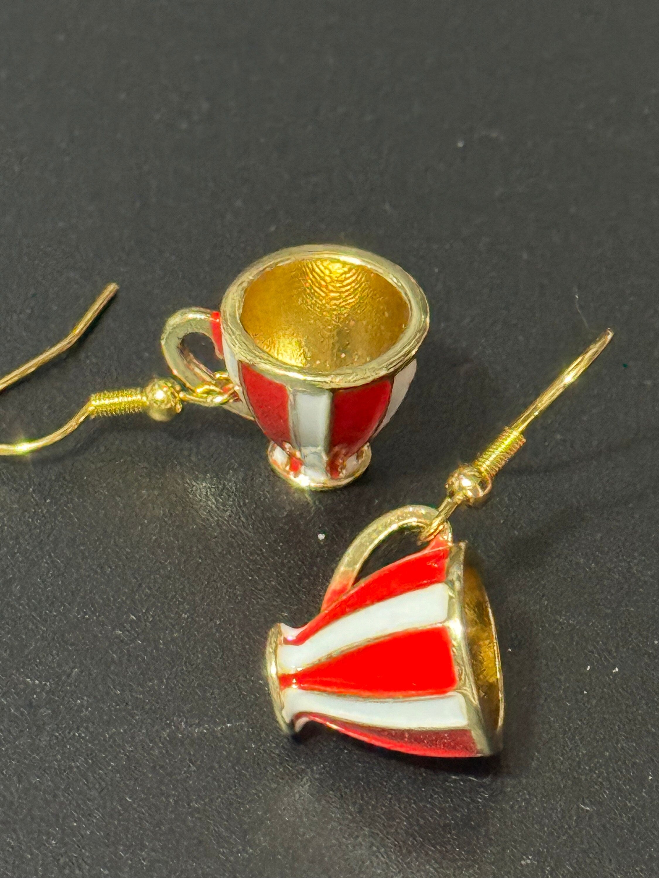 Red and white stripes gilded tea cup novelty drop earrings Vintage tea-party