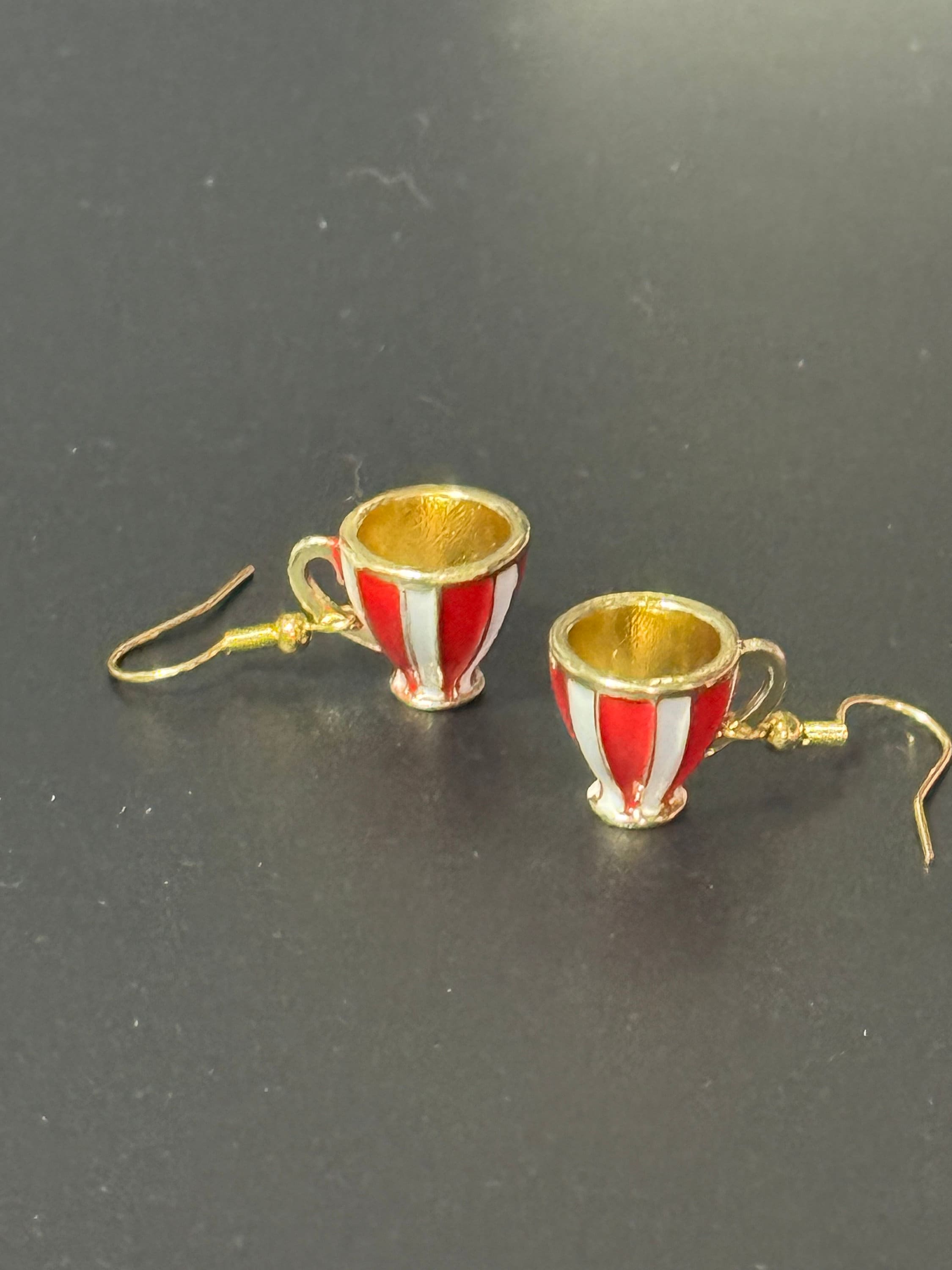 Red and white stripes gilded tea cup novelty drop earrings Vintage tea-party