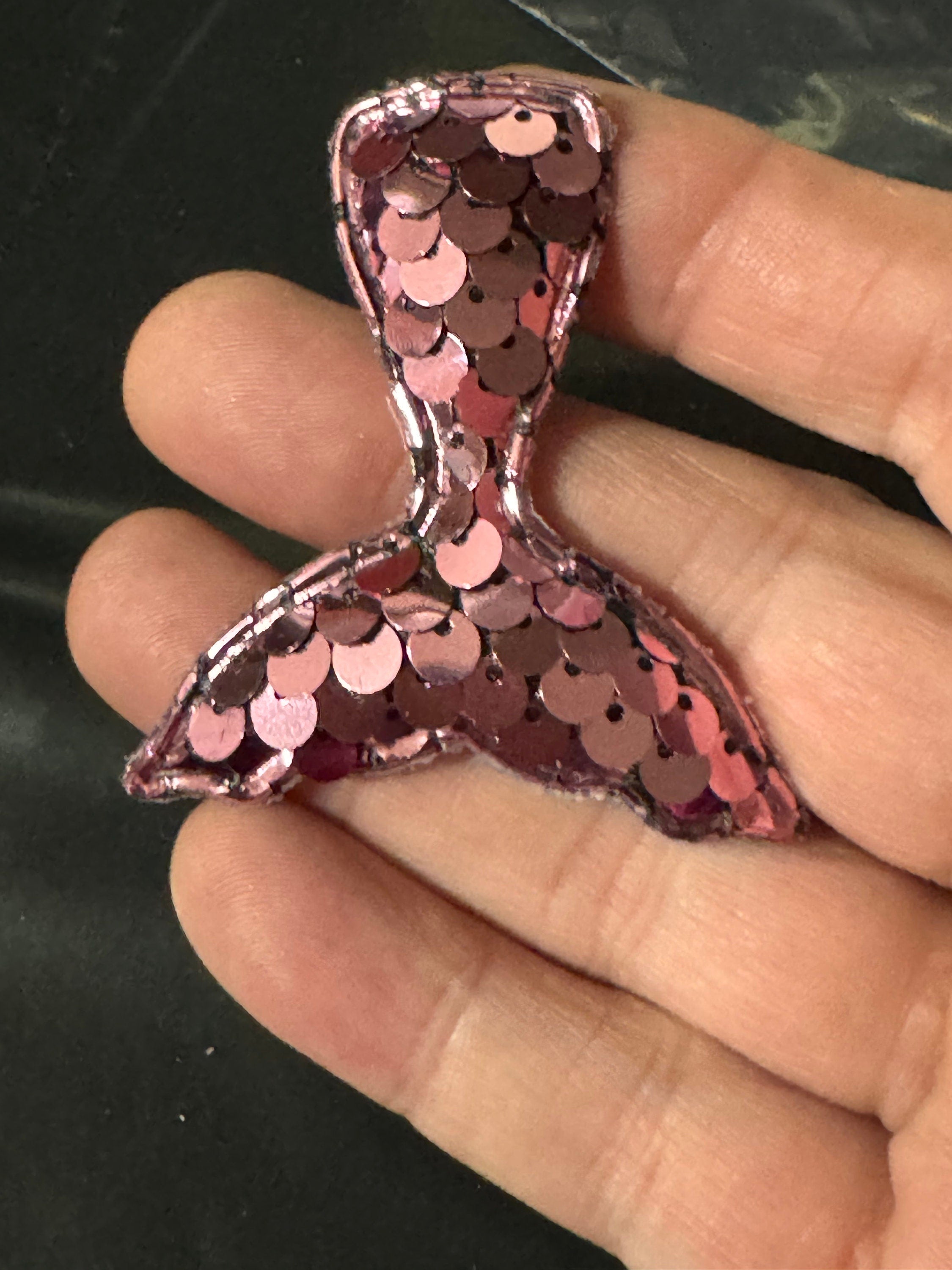 1 x rainbow sequin Sew On Mermaid tail Patch 6cm x 5cm sewing craft appliqué Nautical sea pink tones