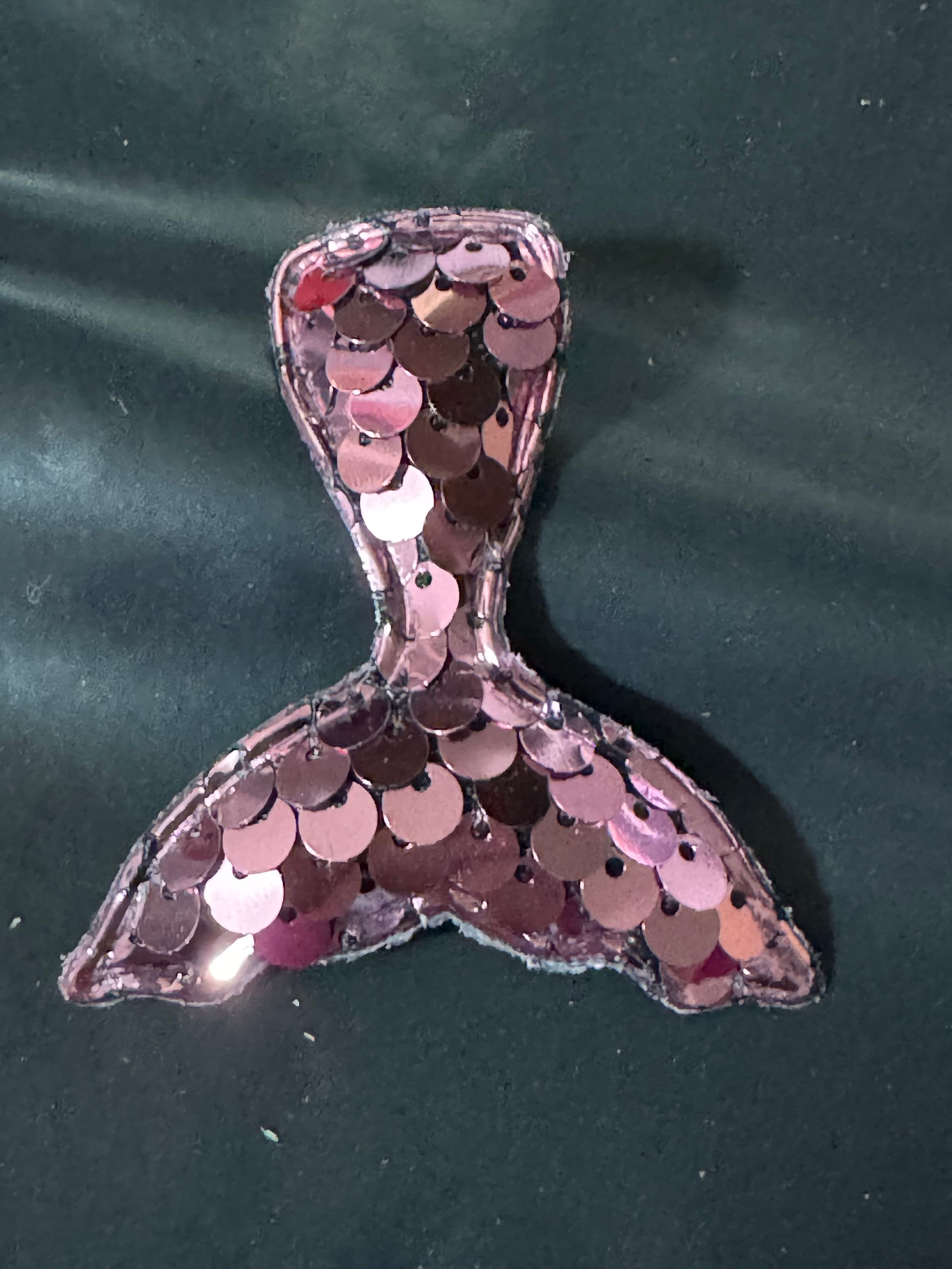1 x rainbow sequin Sew On Mermaid tail Patch 6cm x 5cm sewing craft appliqué Nautical sea pink tones
