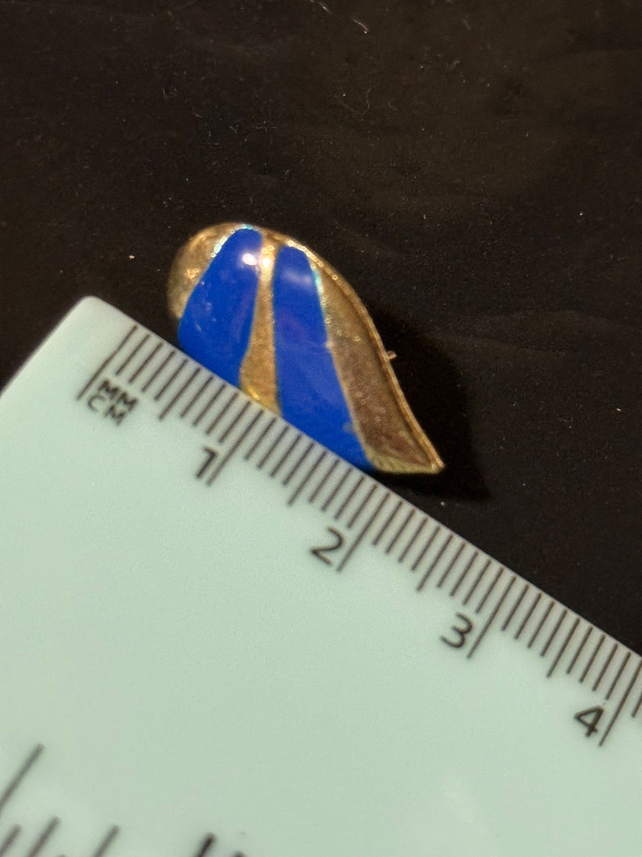 Vintage Gold tone royal Blue enamel pair teardrop stud earrings pierced