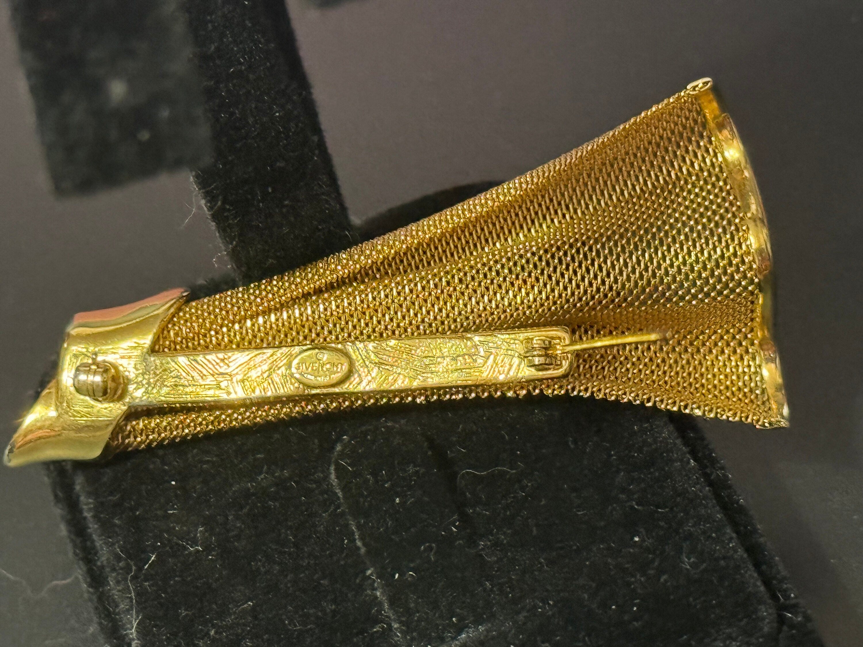 Vintage Signed GIVENCHY Gold mesh large classic designer Brooch 8cm