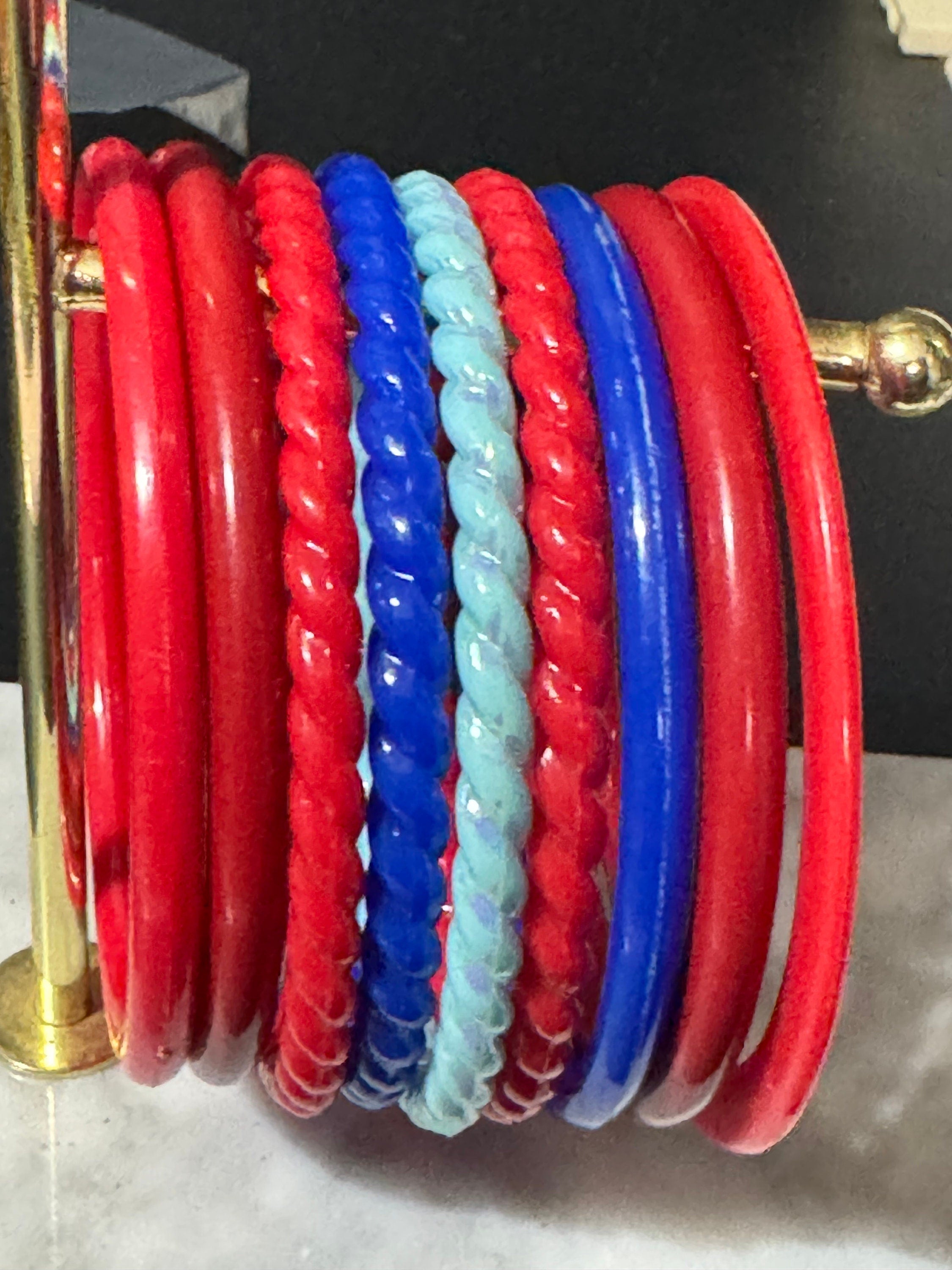 Vintage stack of RED and BLUE plastic bangles retro acrylic bracelets