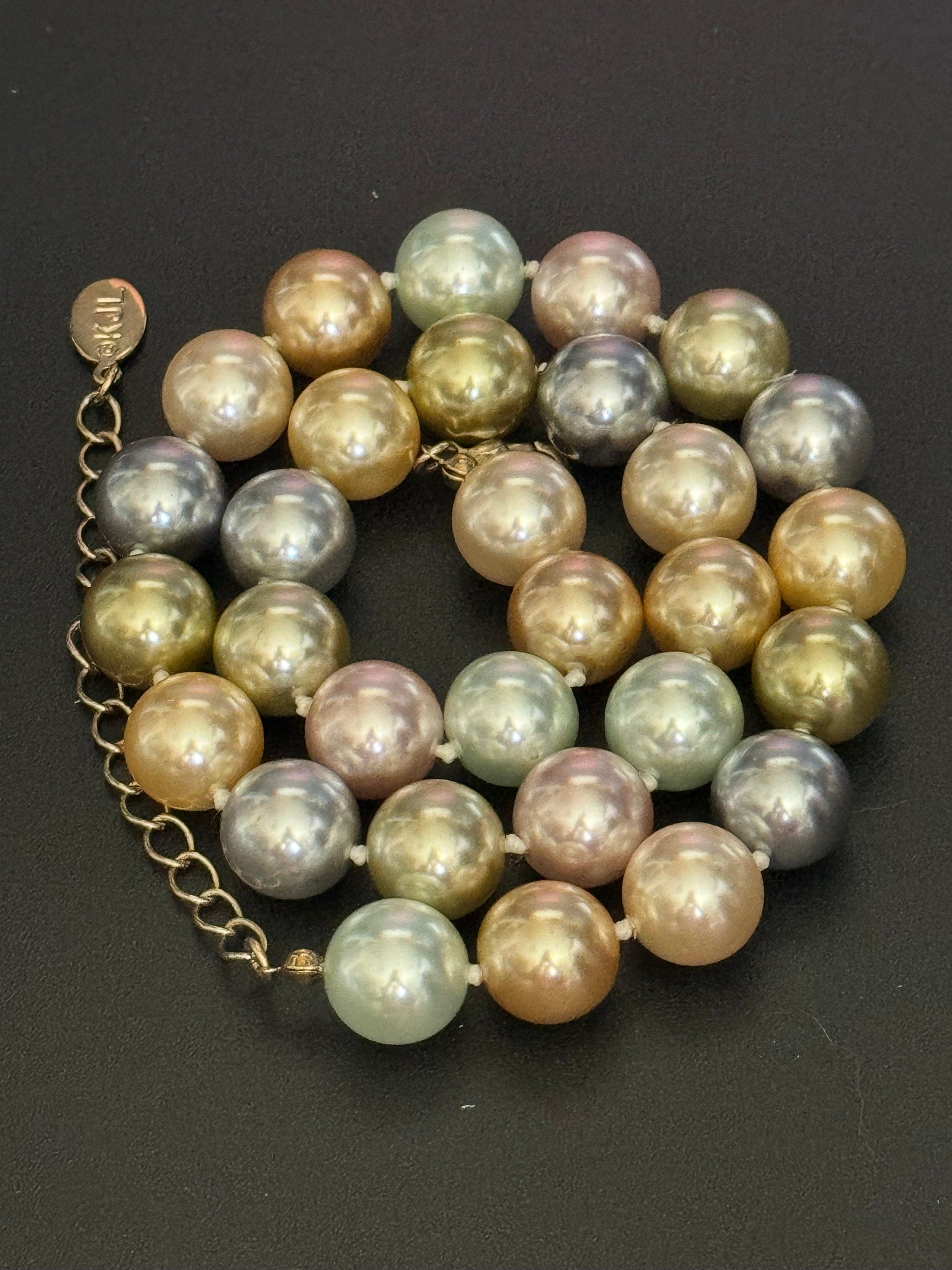 Signed KJL pearl necklace Kenneth lane very chunky faux 1.5cm glass Pearls