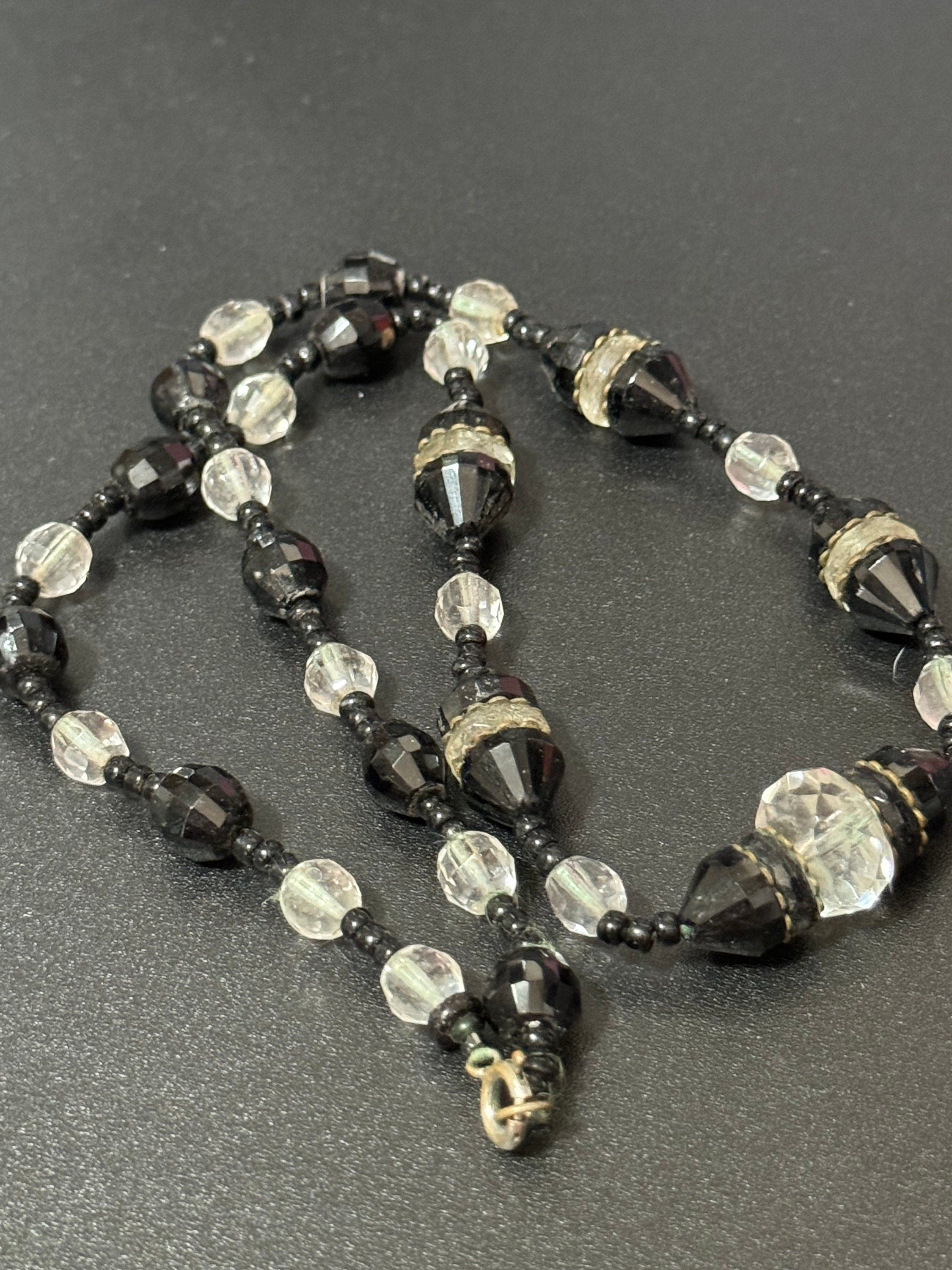 Antique art deco geometric heavy cut glass black clear beaded necklace monochrome 49cm