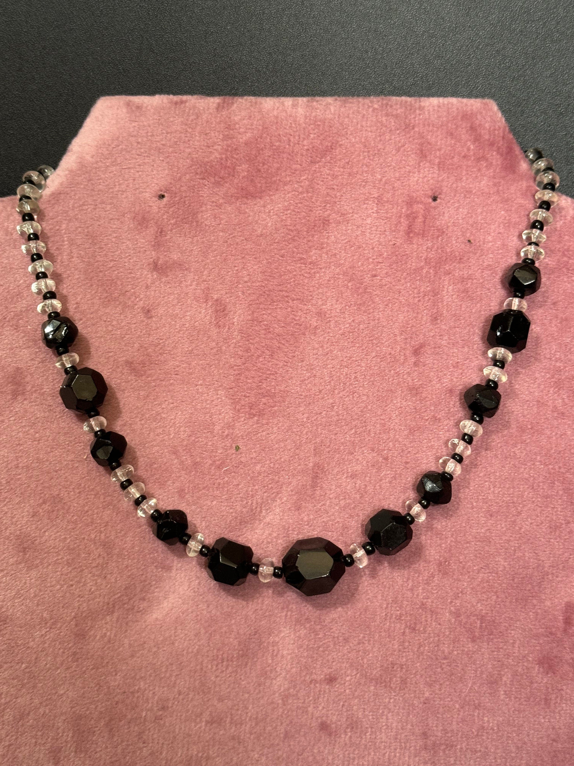 Petite fit 37.5cm antique art deco geometric cut glass black clear beaded necklace monochrome slim neck