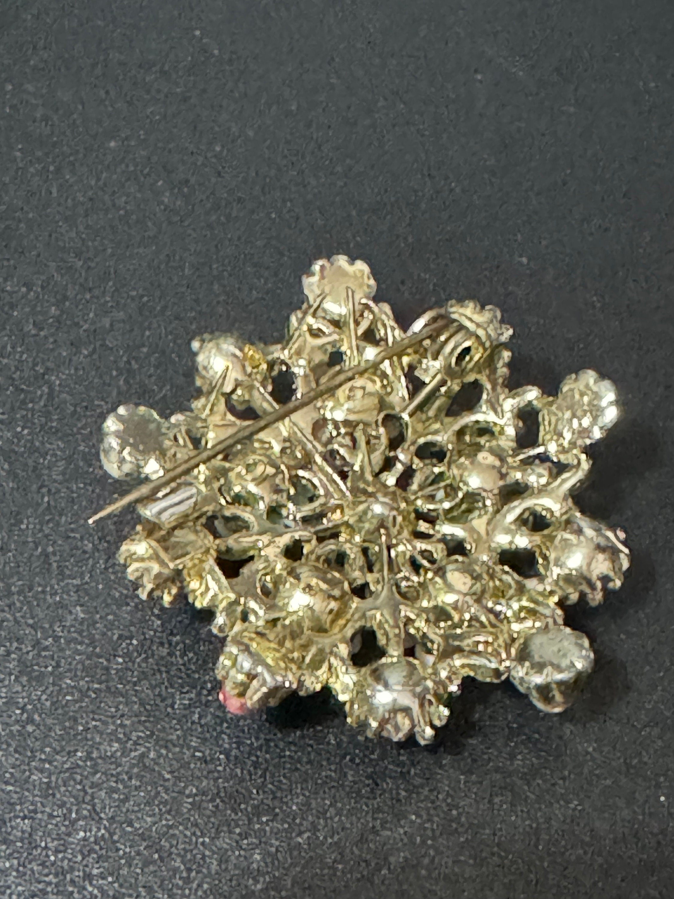 Early Plastic Celluloid Art Deco pastel pink blue faux pearl resin floral brooch