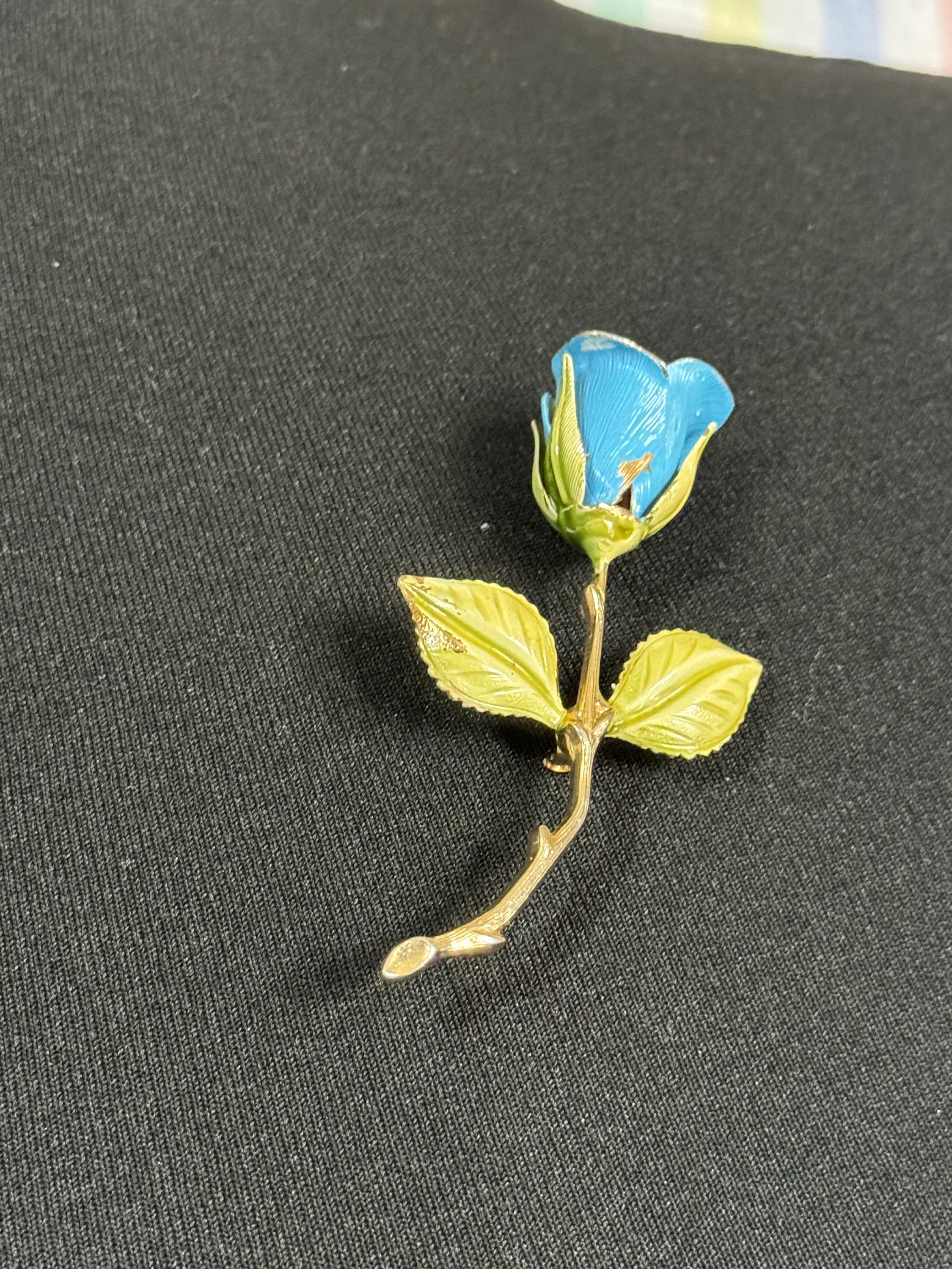 Vintage large 7cm gold tone blue enamel rose brooch