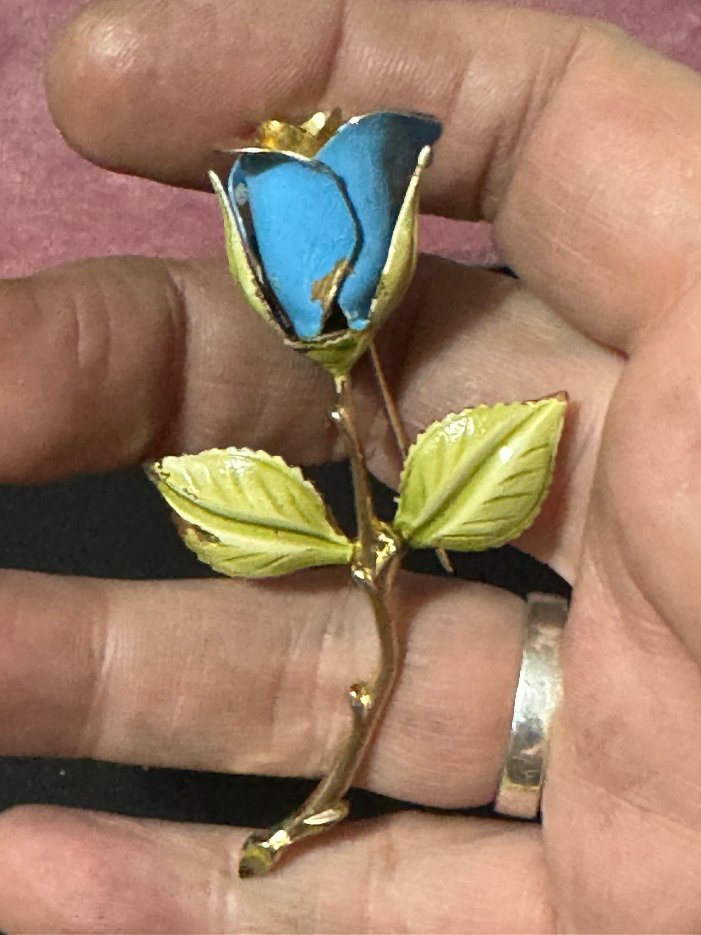 Vintage large 7cm gold tone blue enamel rose brooch