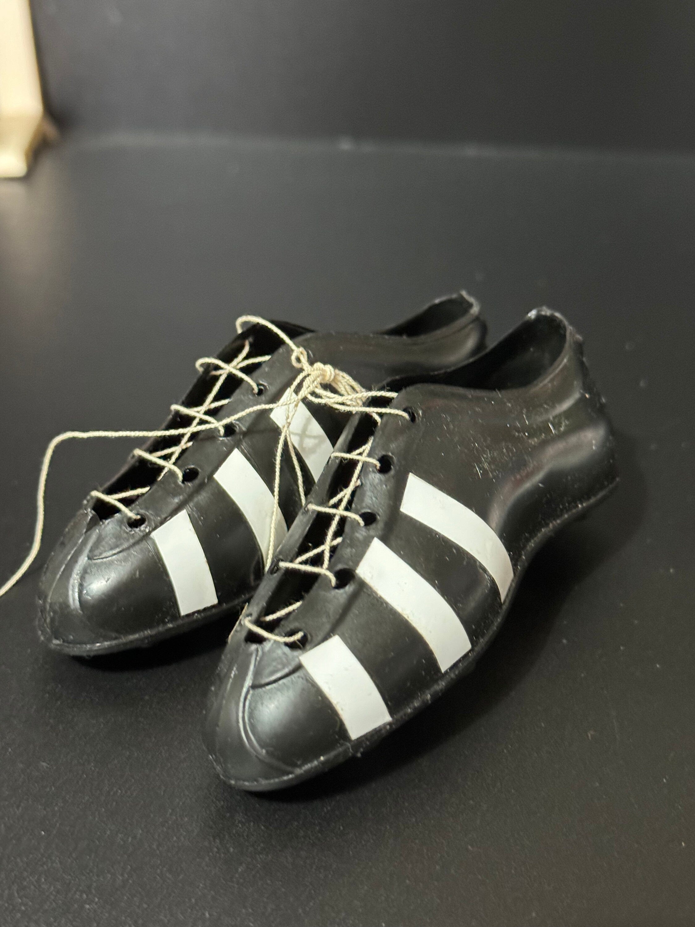 One pair large Vintage football Boots cake toppers retro boys dads men’s football birthday decorations