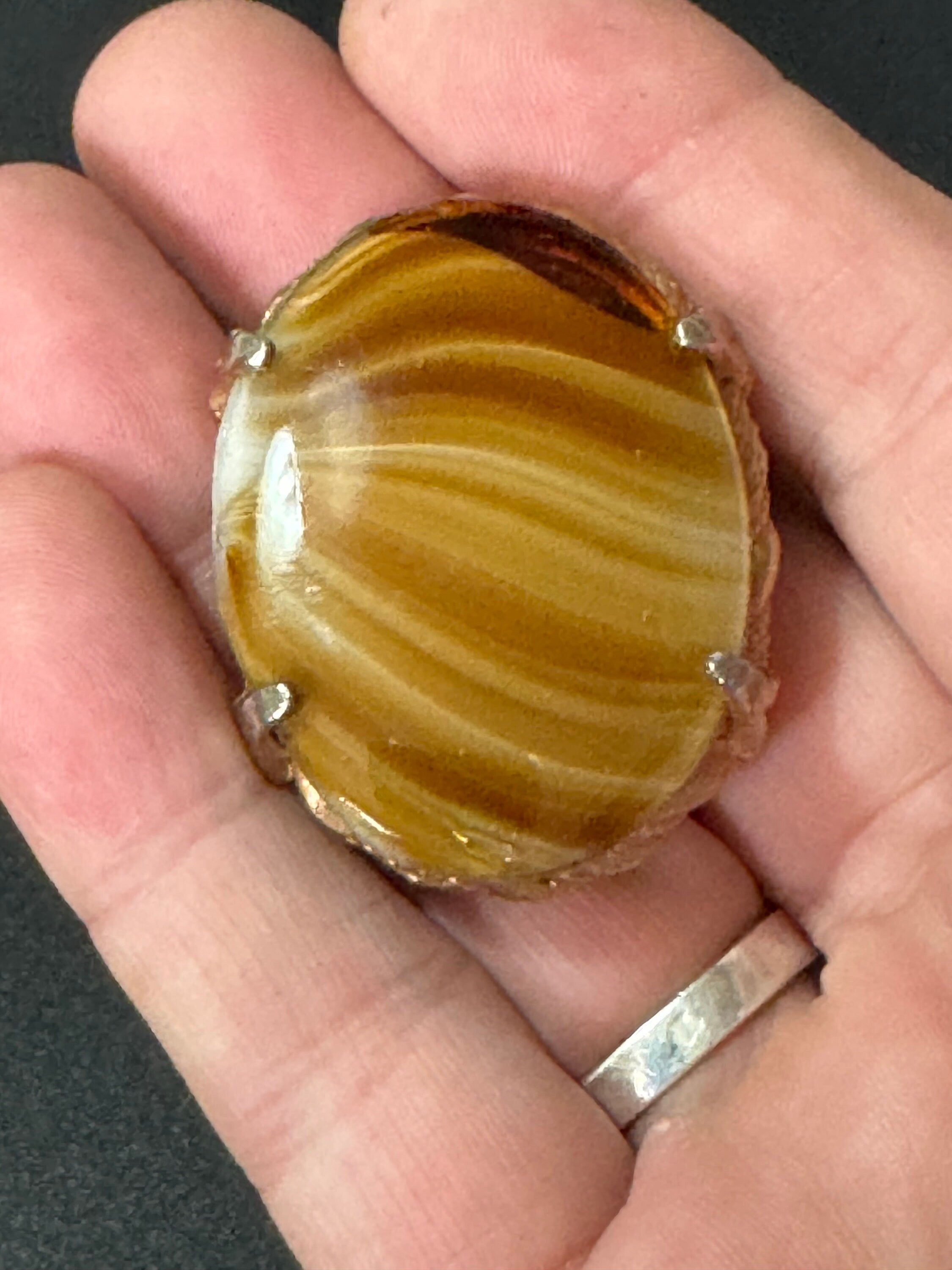 Gold tone oval brooch large brown faux marble agate glass vintage 5cm large