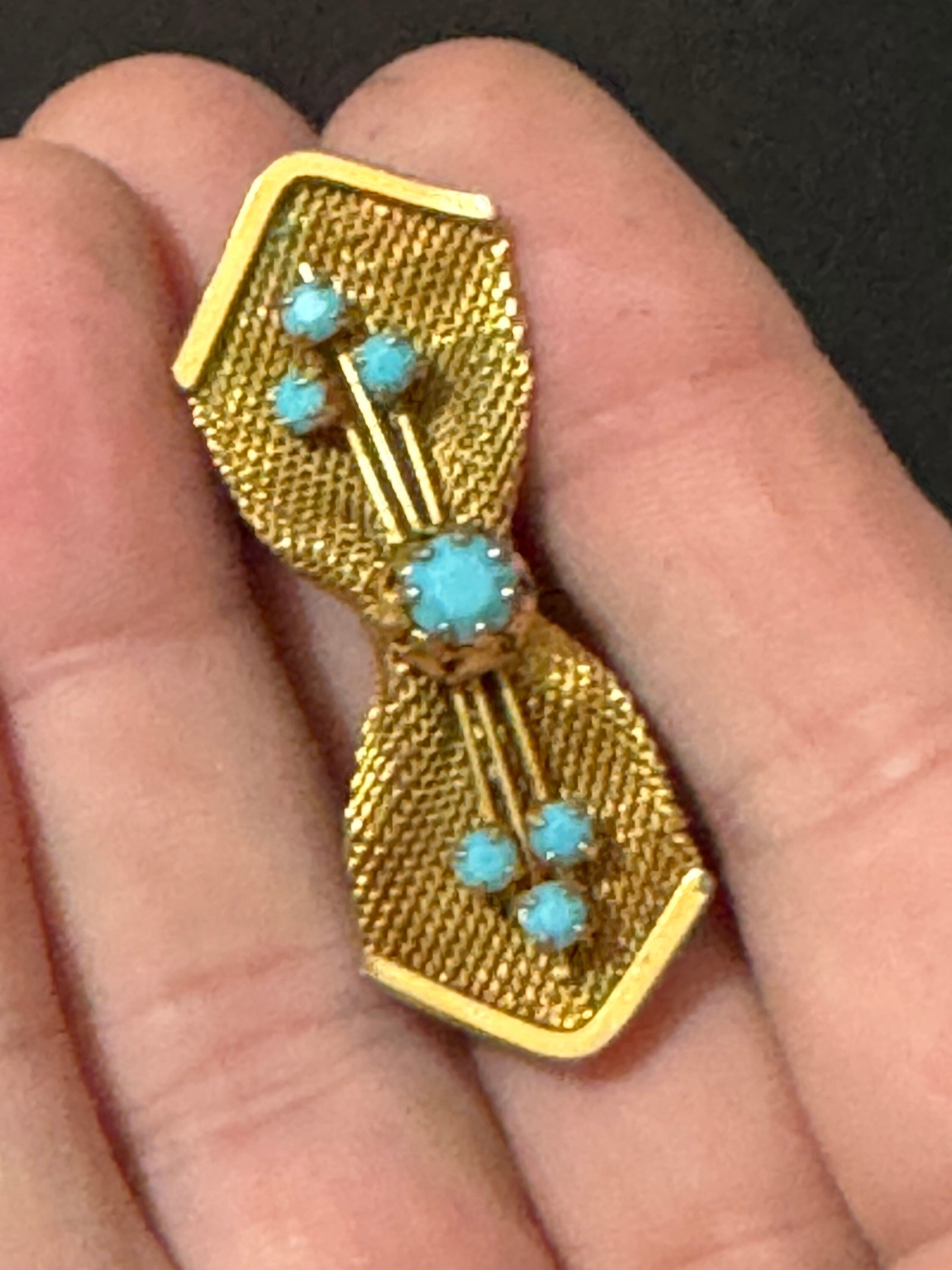 vintage modernist mid century gold tone mesh turquoise beaded abstract bar bow brooch 5cm 1960s 1970s