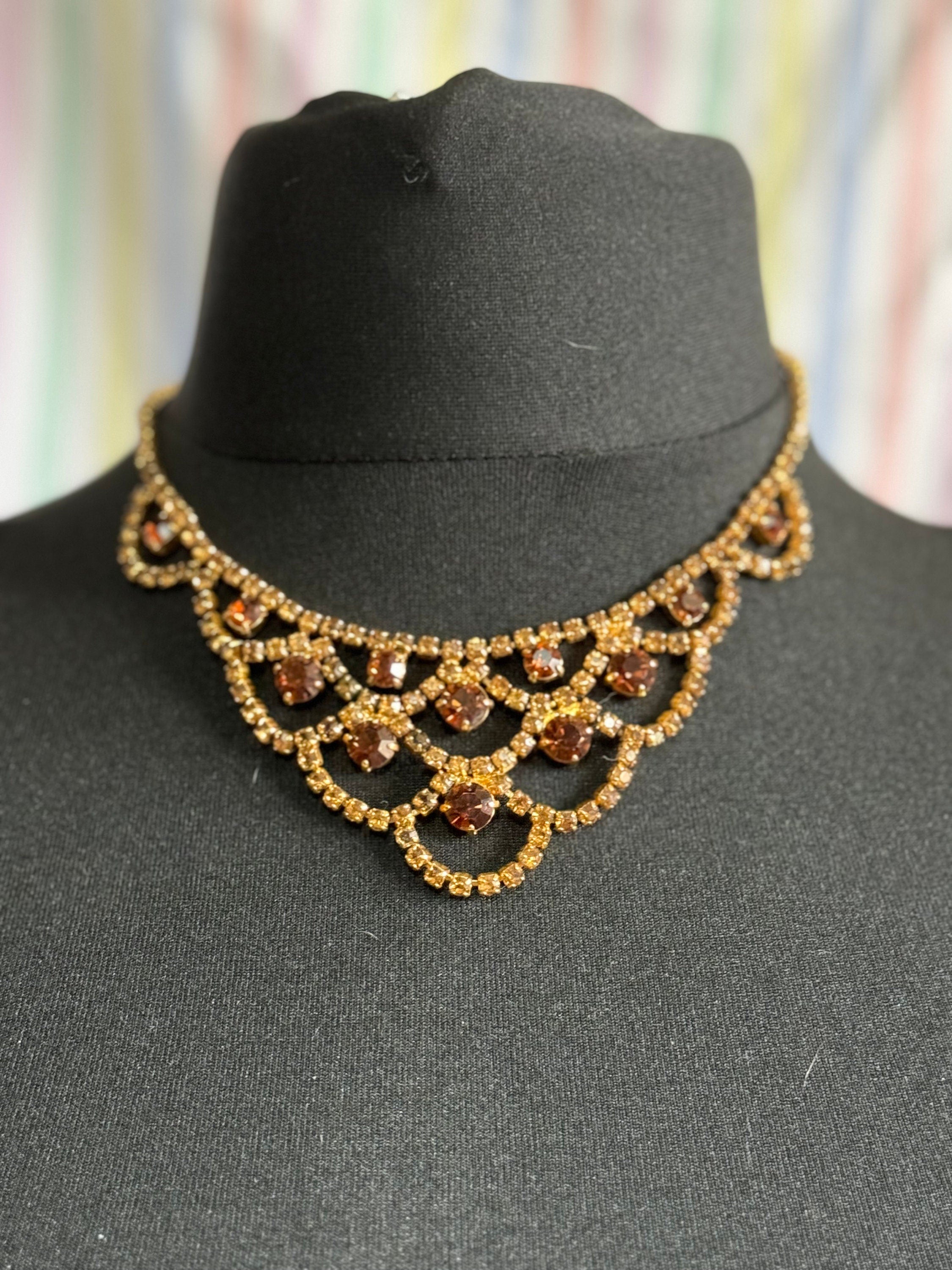 Vintage 1960s rhinestone brown cognac glass diamanté bib choker necklace