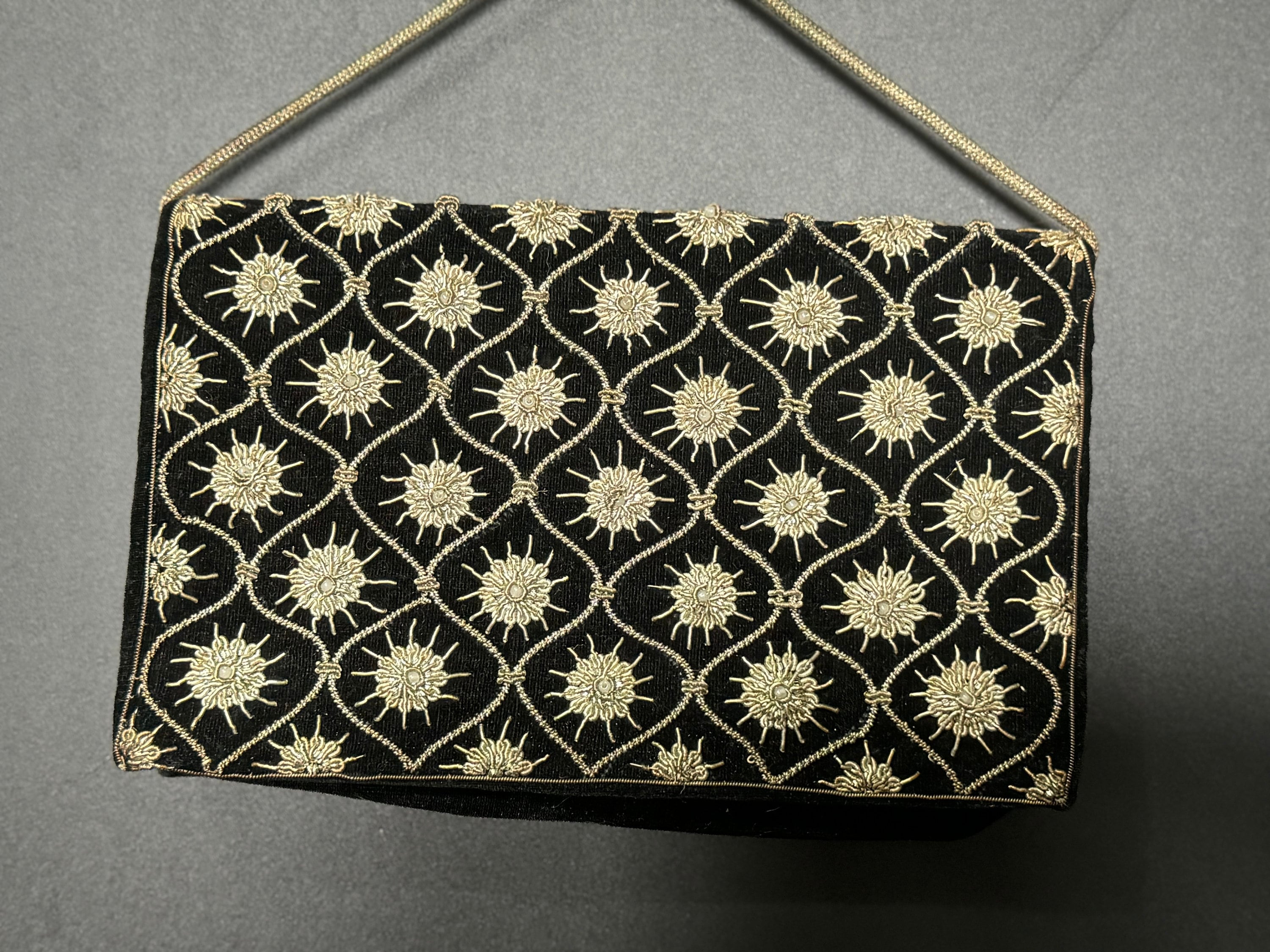 Vintage retro Indian zardozi evening bag purse black velvet gold wire thread work
