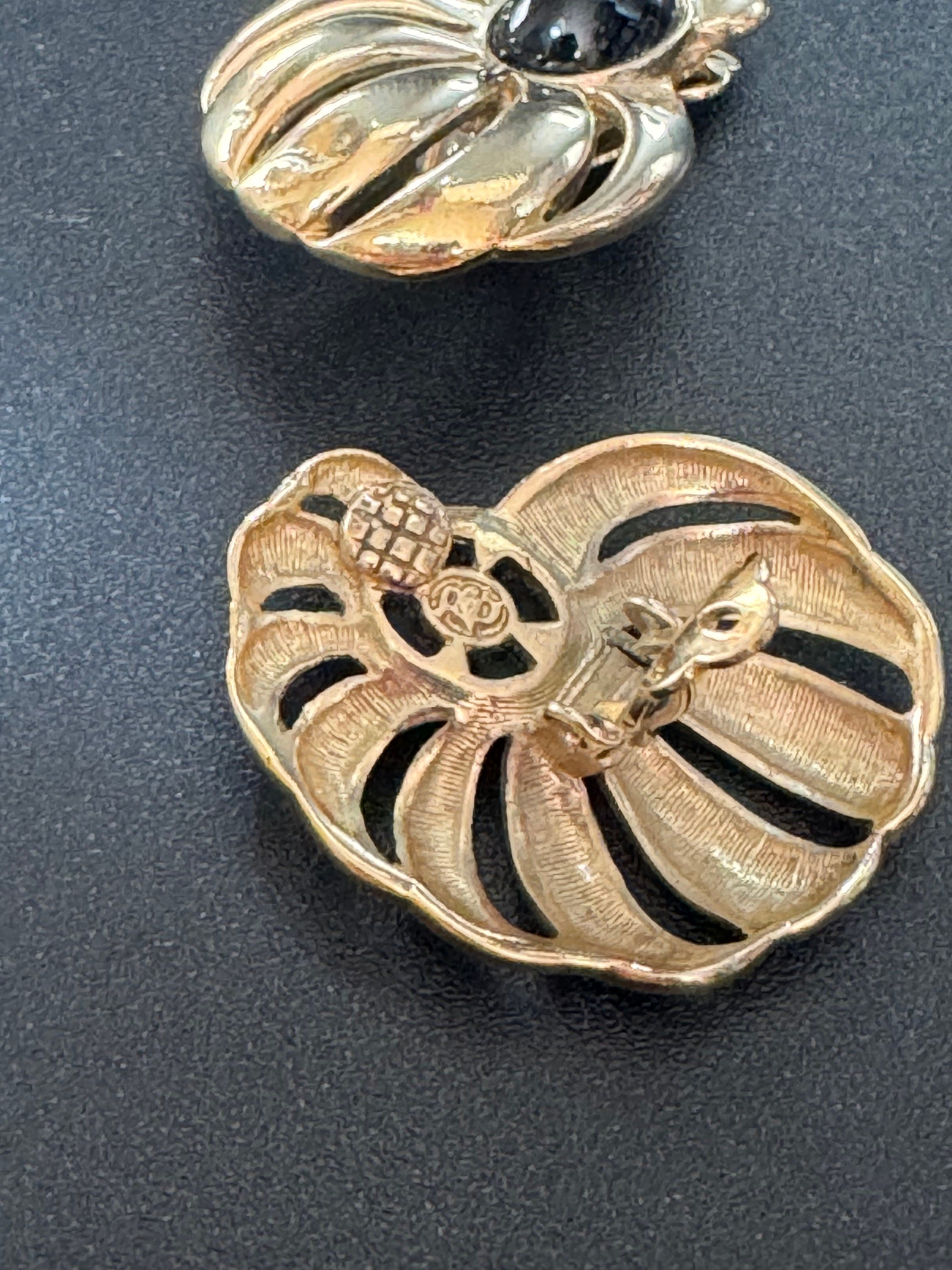 Signed BG Bergdorf Goodman clip on Abstract floral earrings gold tone black enamel statement designer