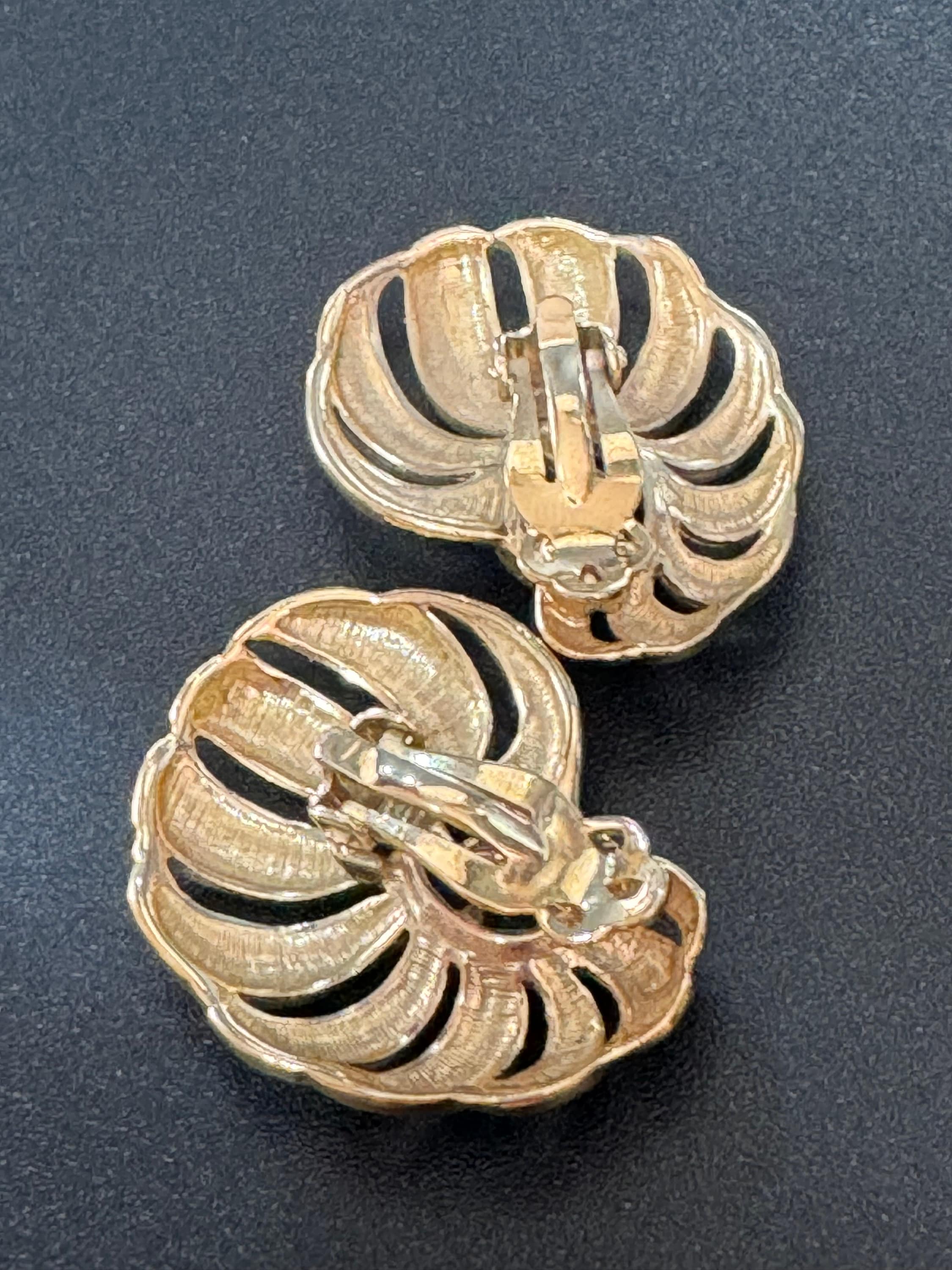 Signed BG Bergdorf Goodman clip on Abstract floral earrings gold tone black enamel statement designer