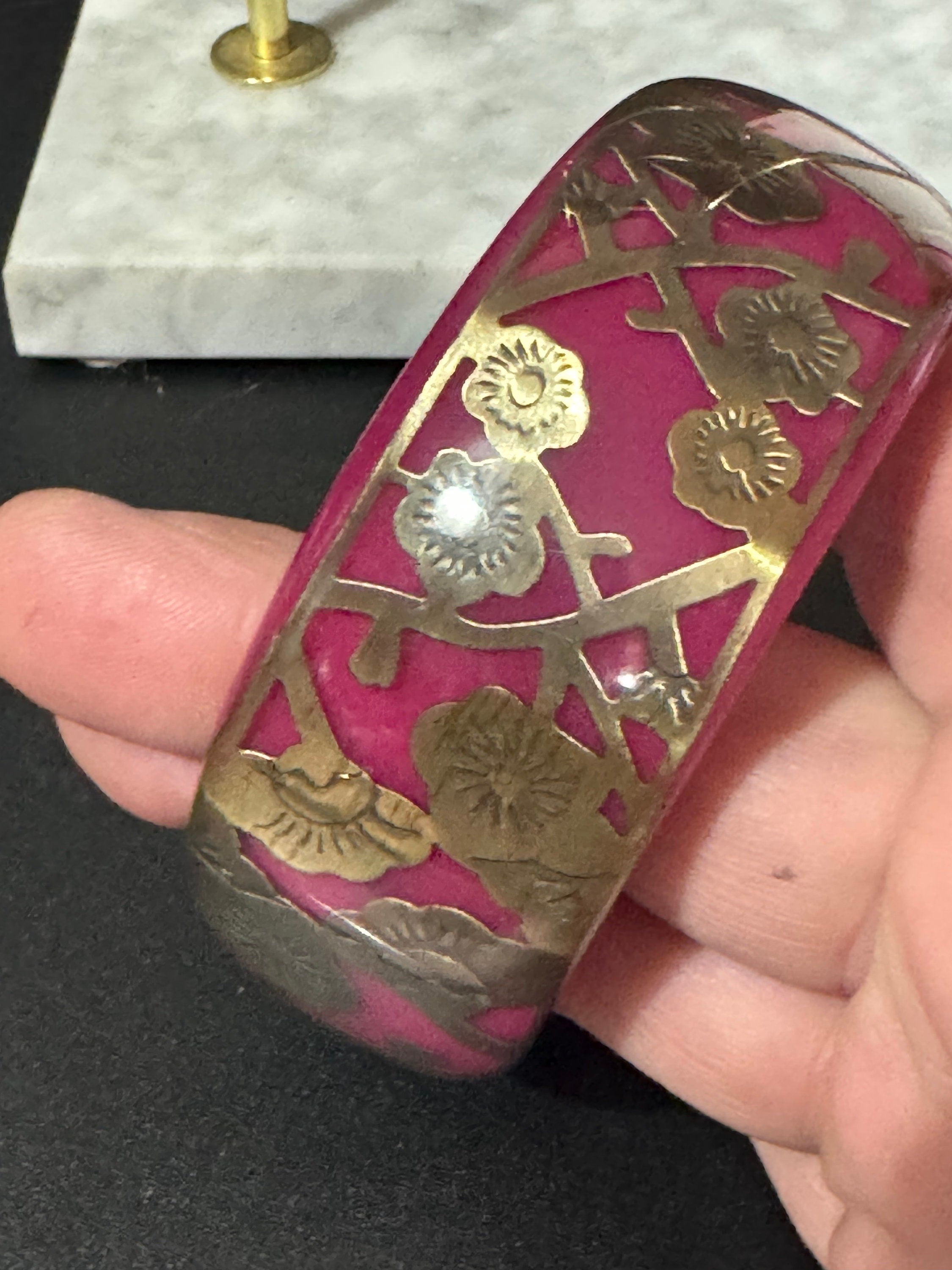 Bright Pink and gold floral vintage chunky oversized wide acrylic plastic bangle bracelet