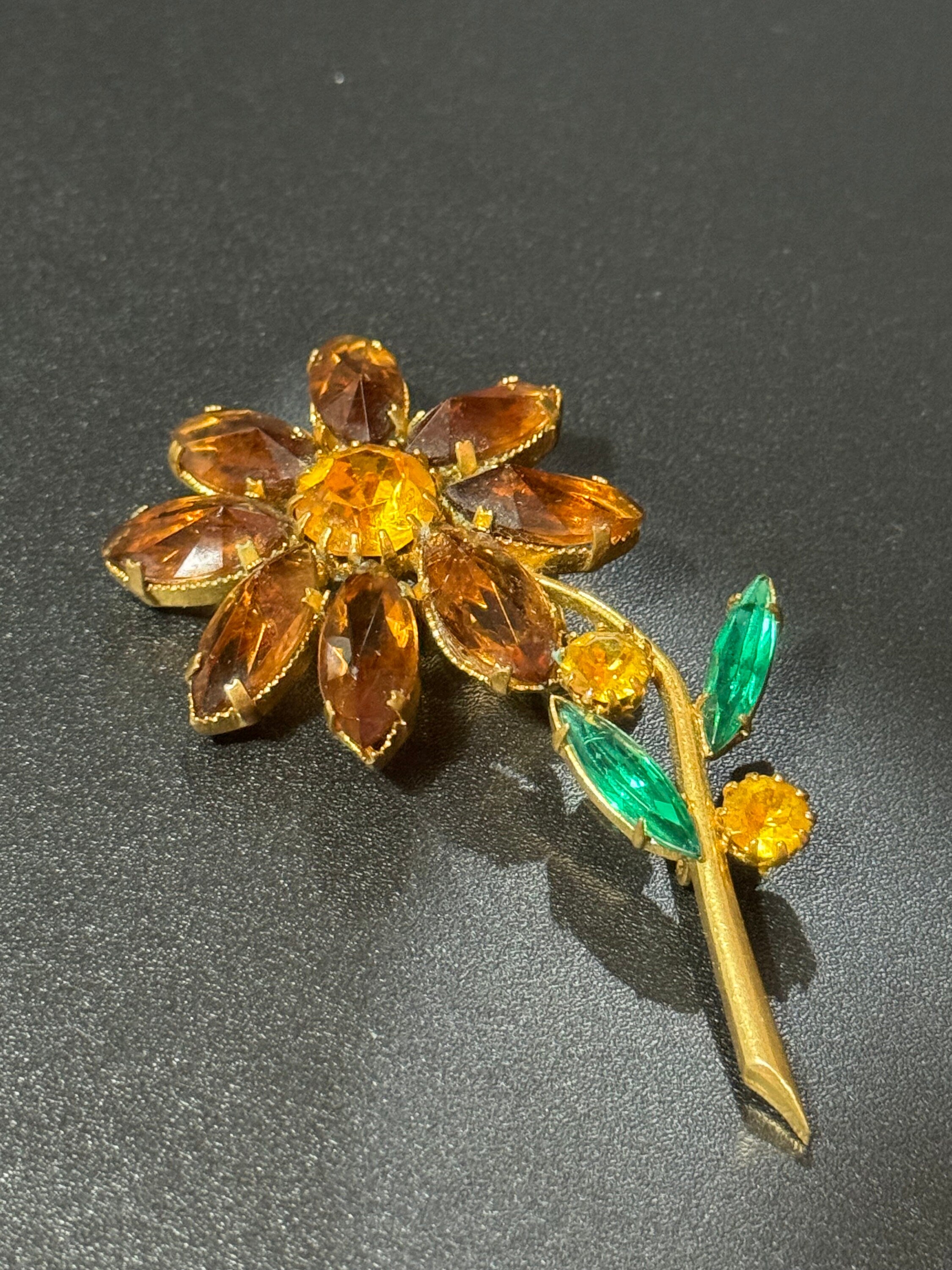 Vintage large flower brooch 7cm with brown and green glass faceted central rhinestones