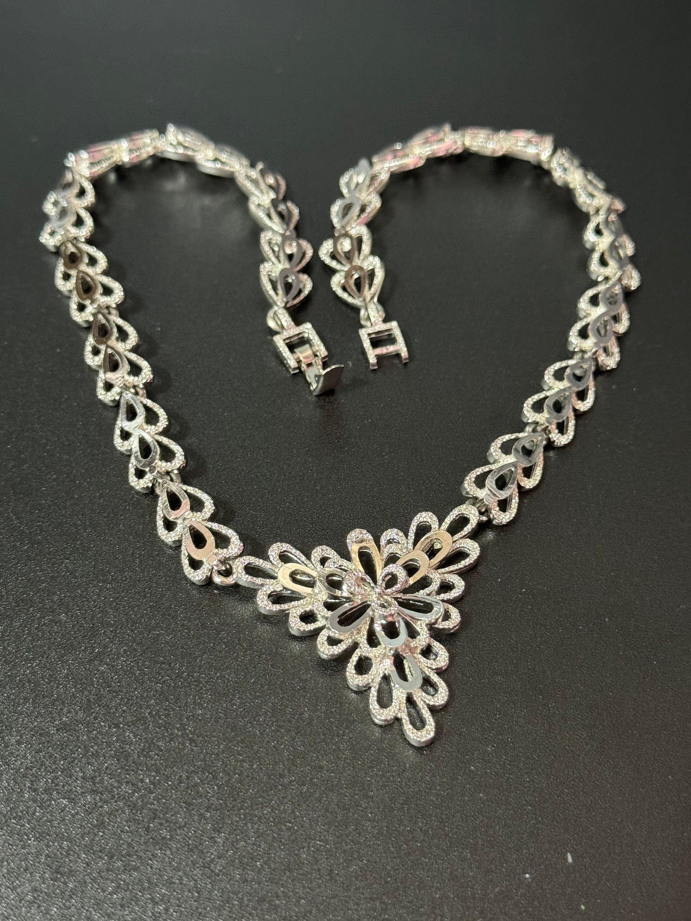 1970s silver tone brutalist modernist textured geometric 45cm drop necklace