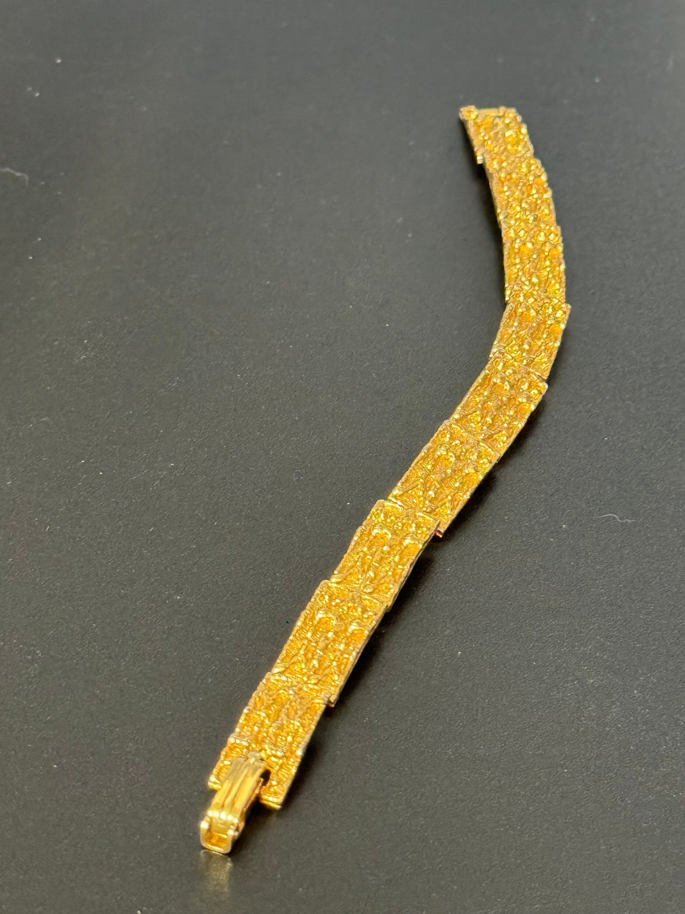 Vintage 1970s gold tone modernist abstract brutalist slim panel link chain bracelet 19 x 1cm