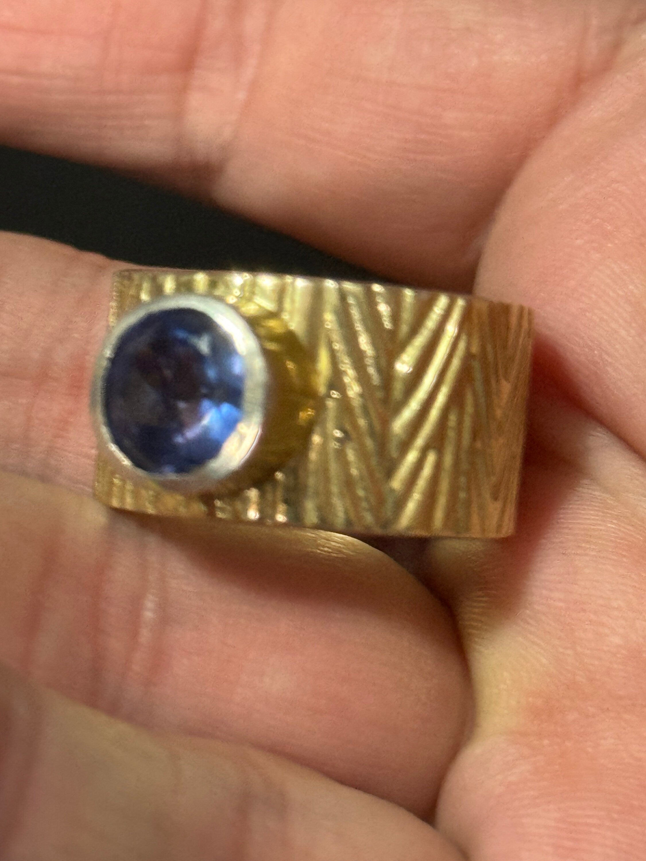 Gold Gilt Sterling Silver Amethyst Ring: Chunky Modernist Dress Ring (UK Size S.5)
