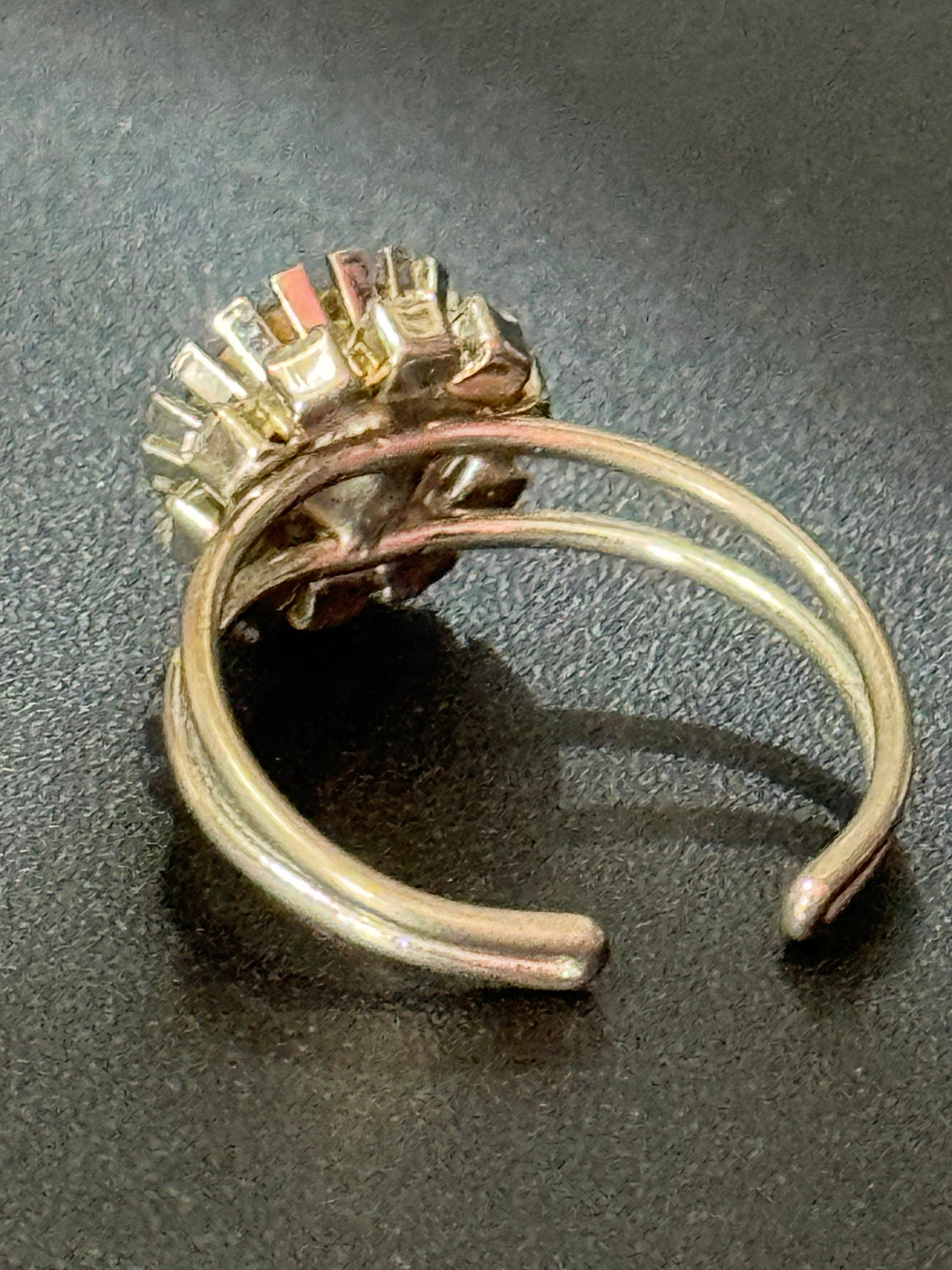 red ruby glass Paste Adjustable silver tone cocktail dress ring 1970s k l m n o