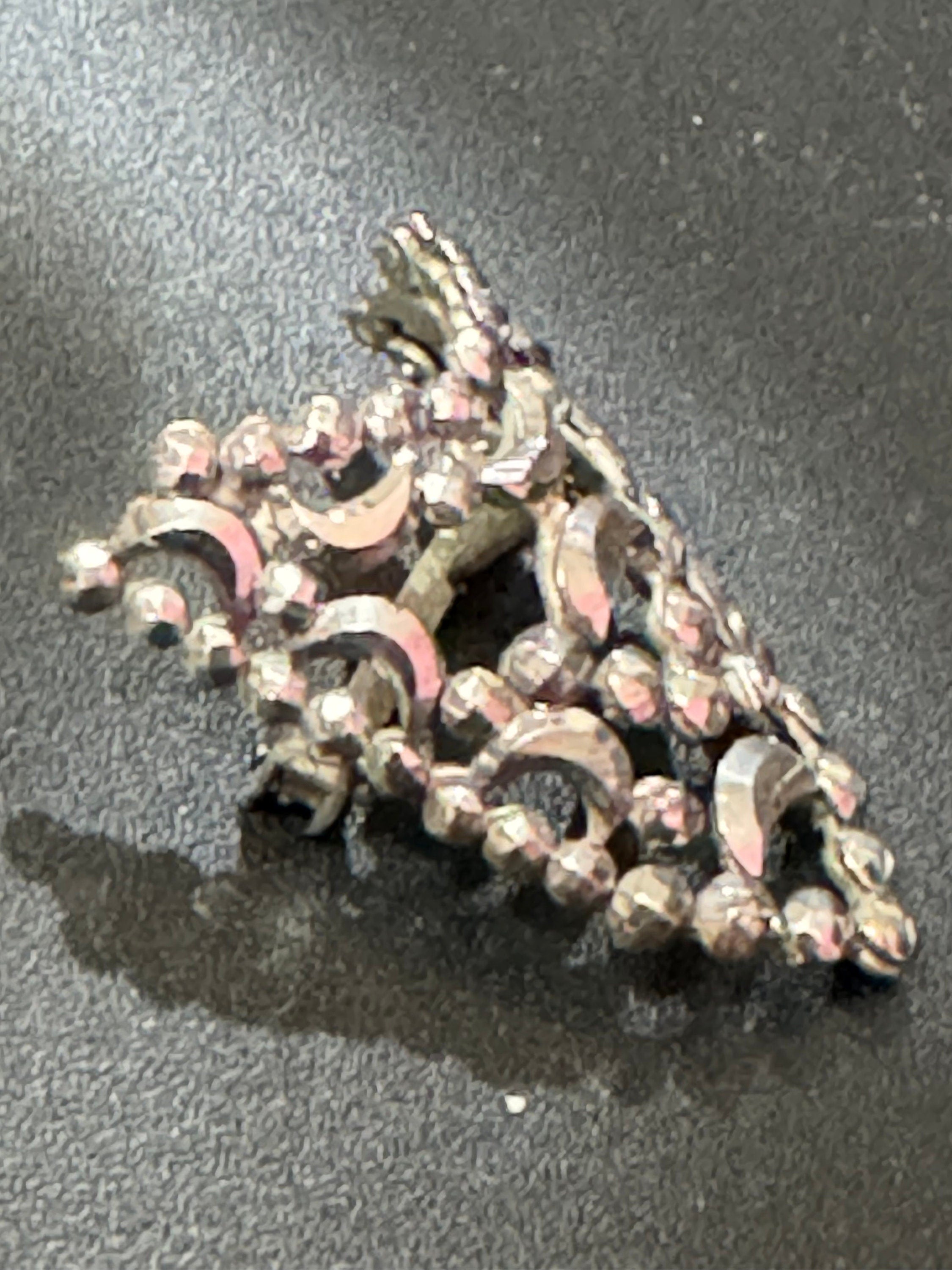 Antique Victorian Oxfordshire cut steel silver metal metal hinged Detailed Scarf Clip Ring Holder 1900s