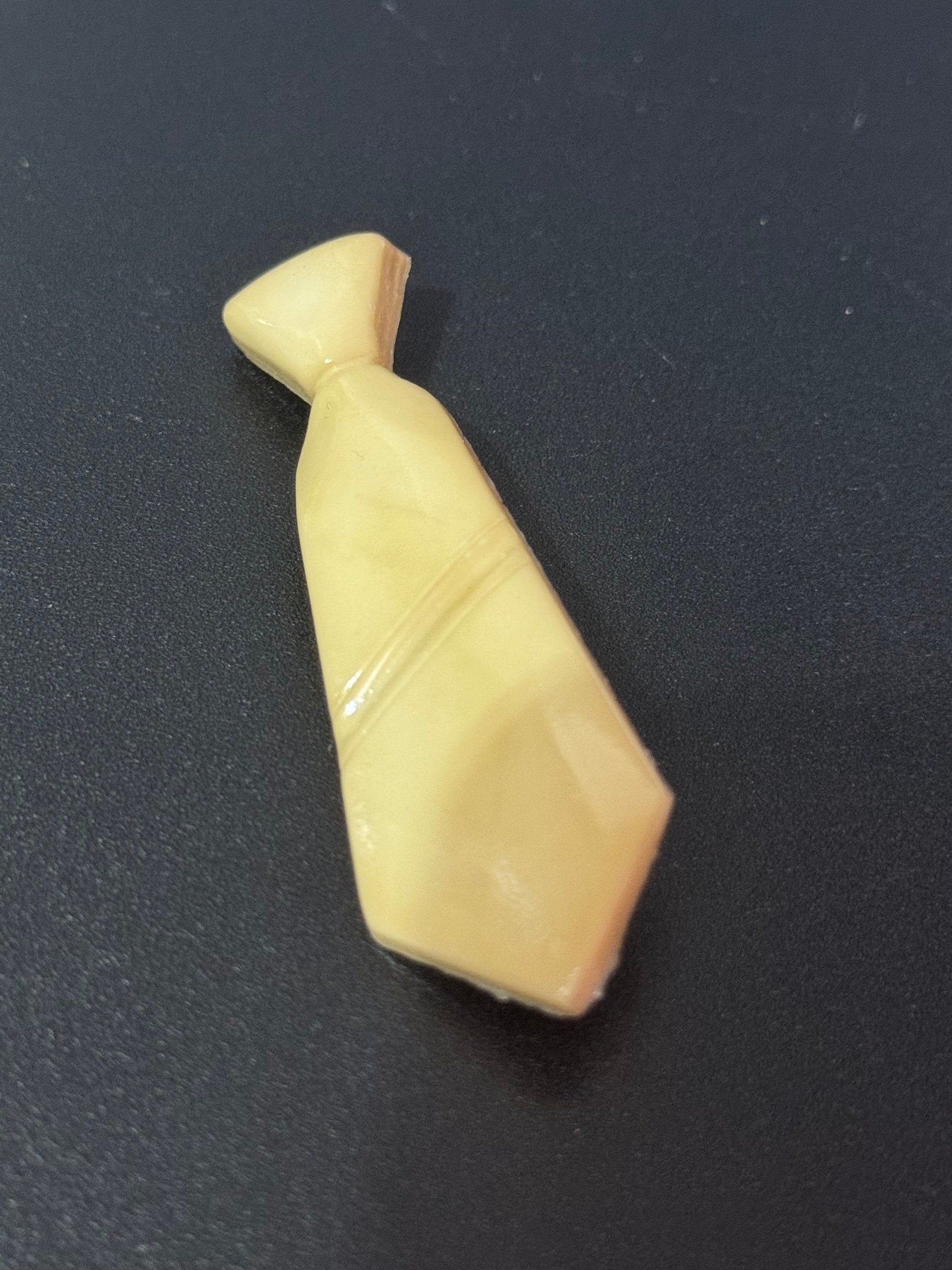 5cm true vintage novelty French early plastic celluloid cream men’s suit tie Brooch