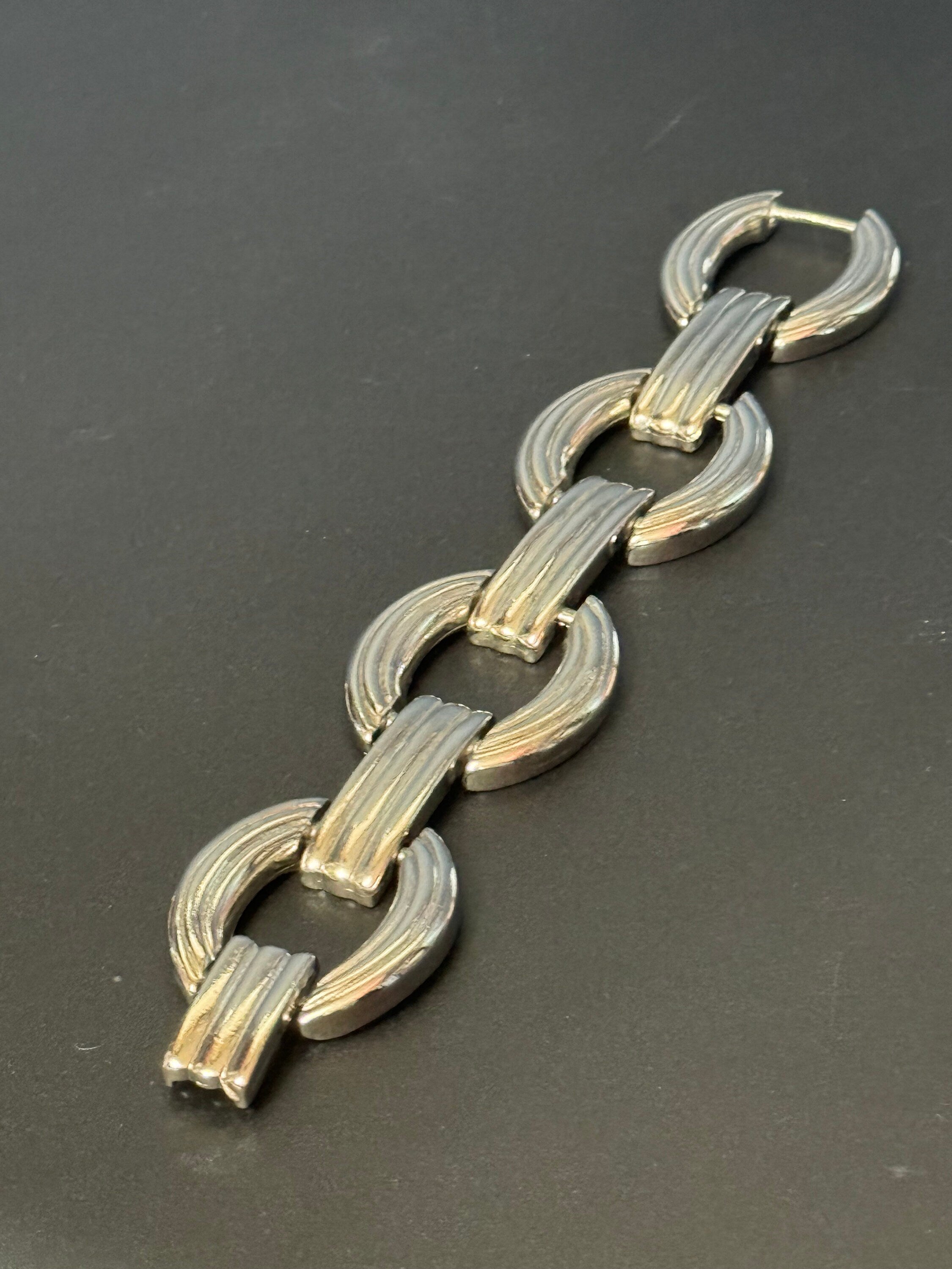 True vintage wide oversized silver tone circle panel link bracelet 19.5 x 3.5cm