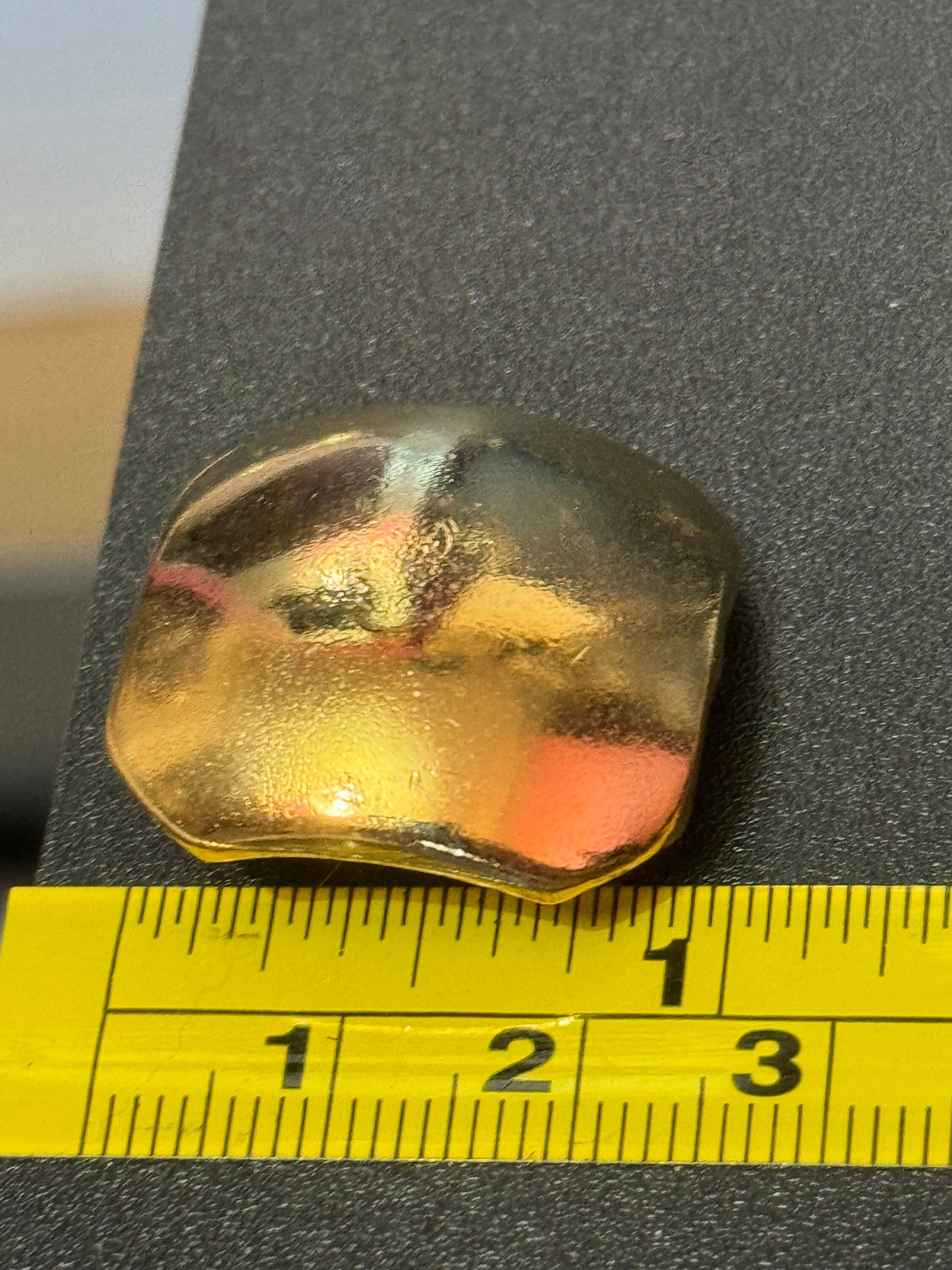 True vintage 2.5cm square Gold tone domed clip on earrings 1980s