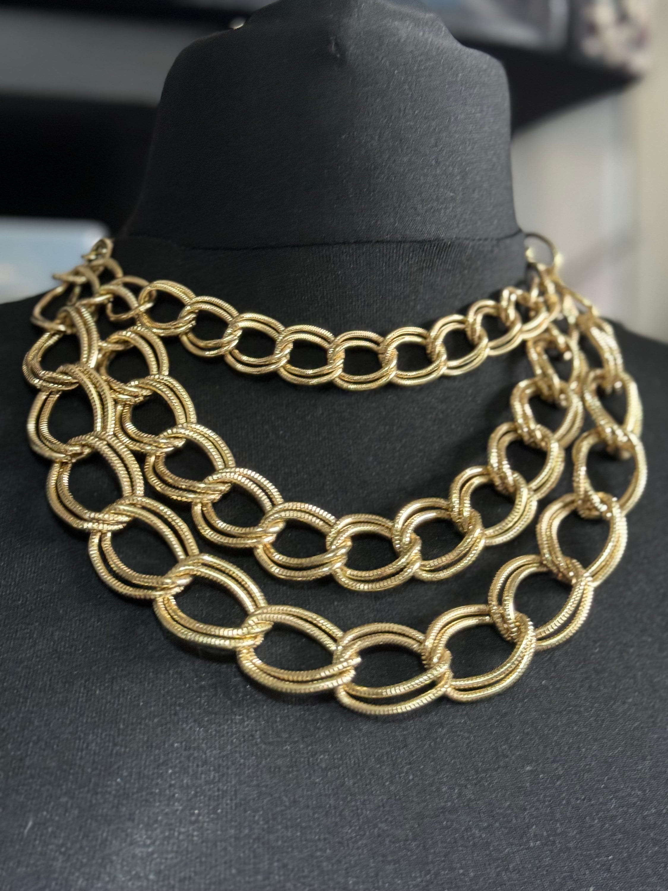 Retro gold tone wide chunky choker Cable chain bib necklace waterfall multi strand  1980s 1990s