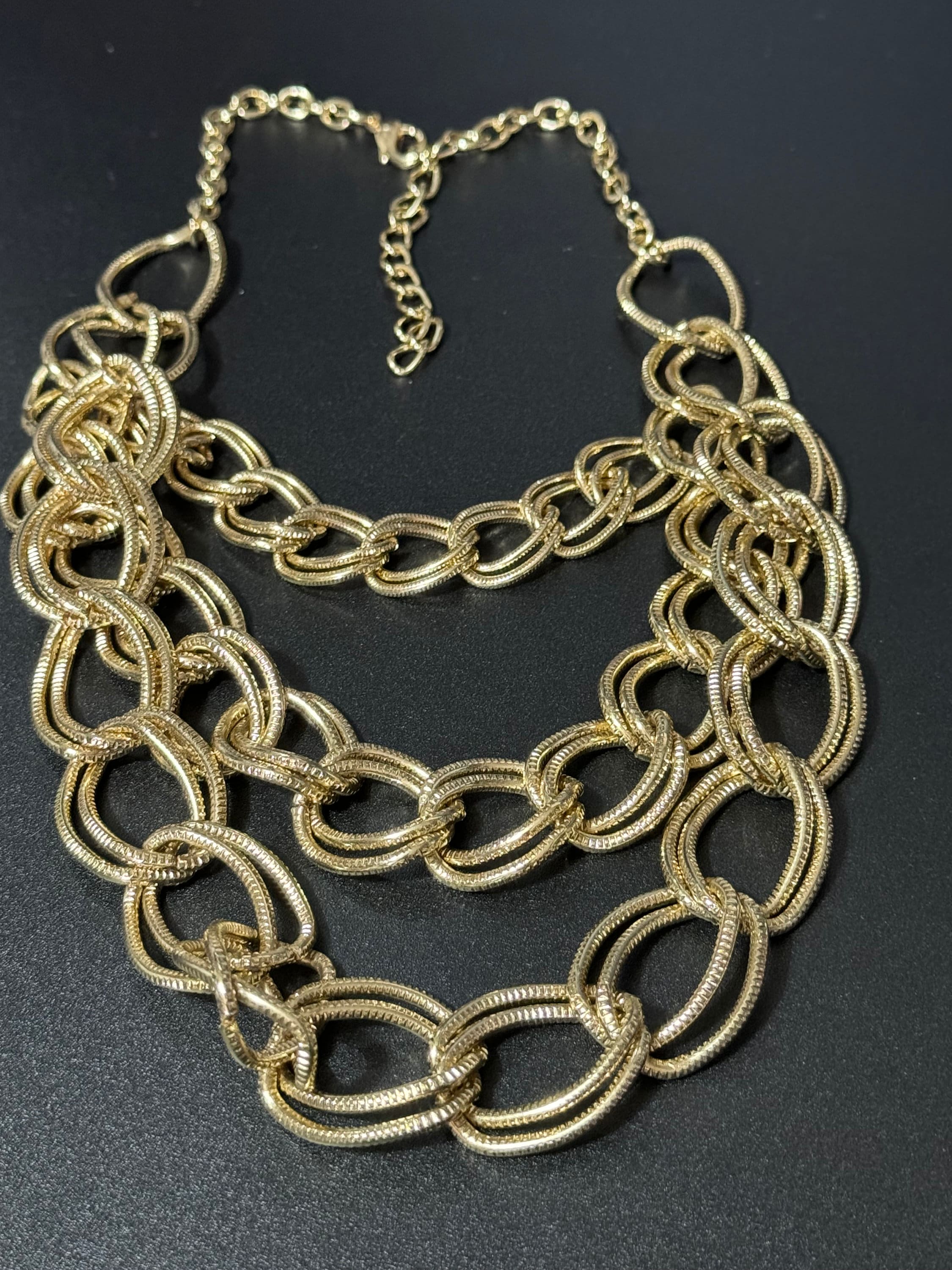 Retro gold tone wide chunky choker Cable chain bib necklace waterfall multi strand  1980s 1990s