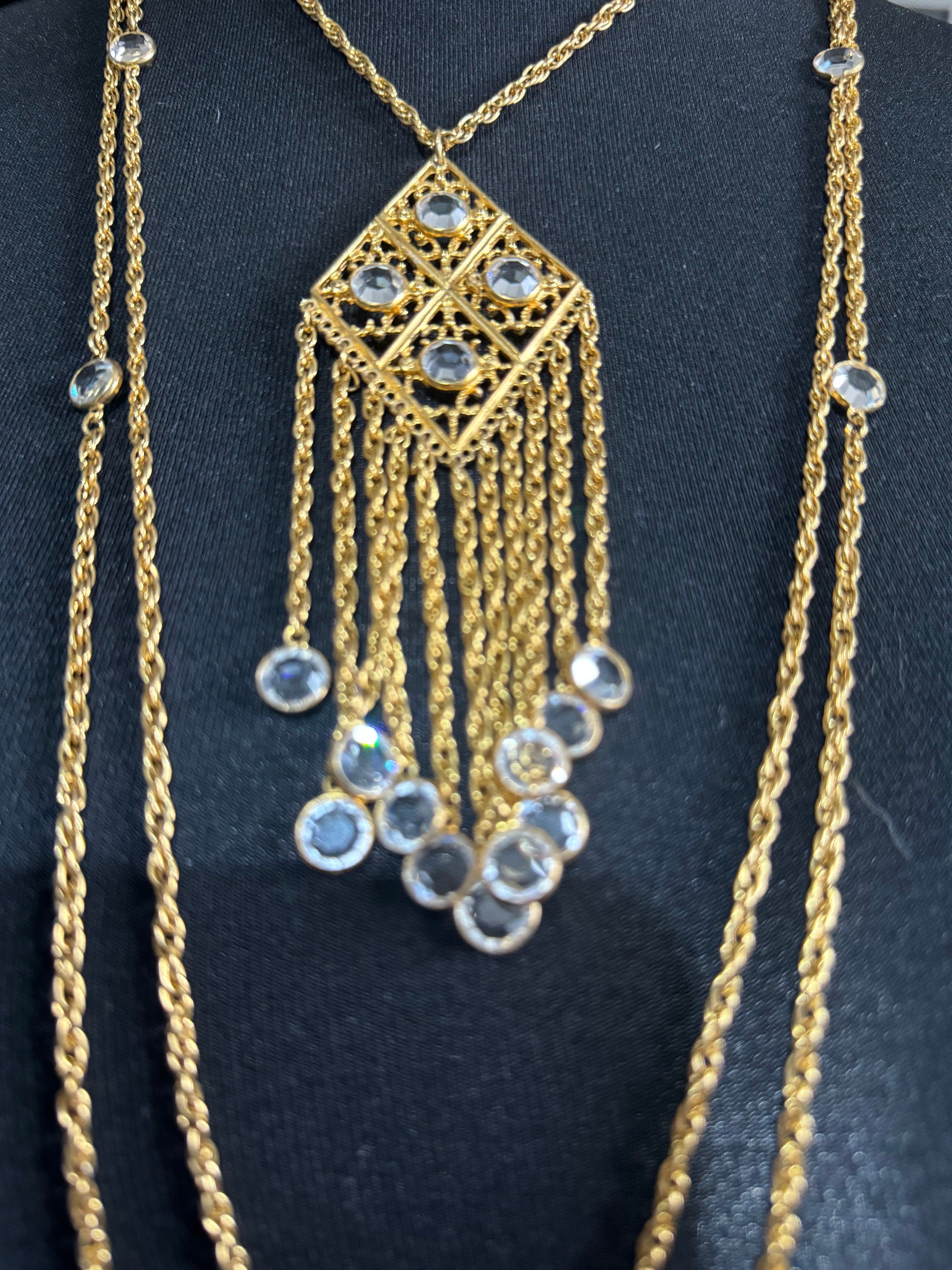 Signed Goldette vintage 1970s Rivière bezel set clear glass Crystal gold tone multi strand 3 row chain pendant necklace