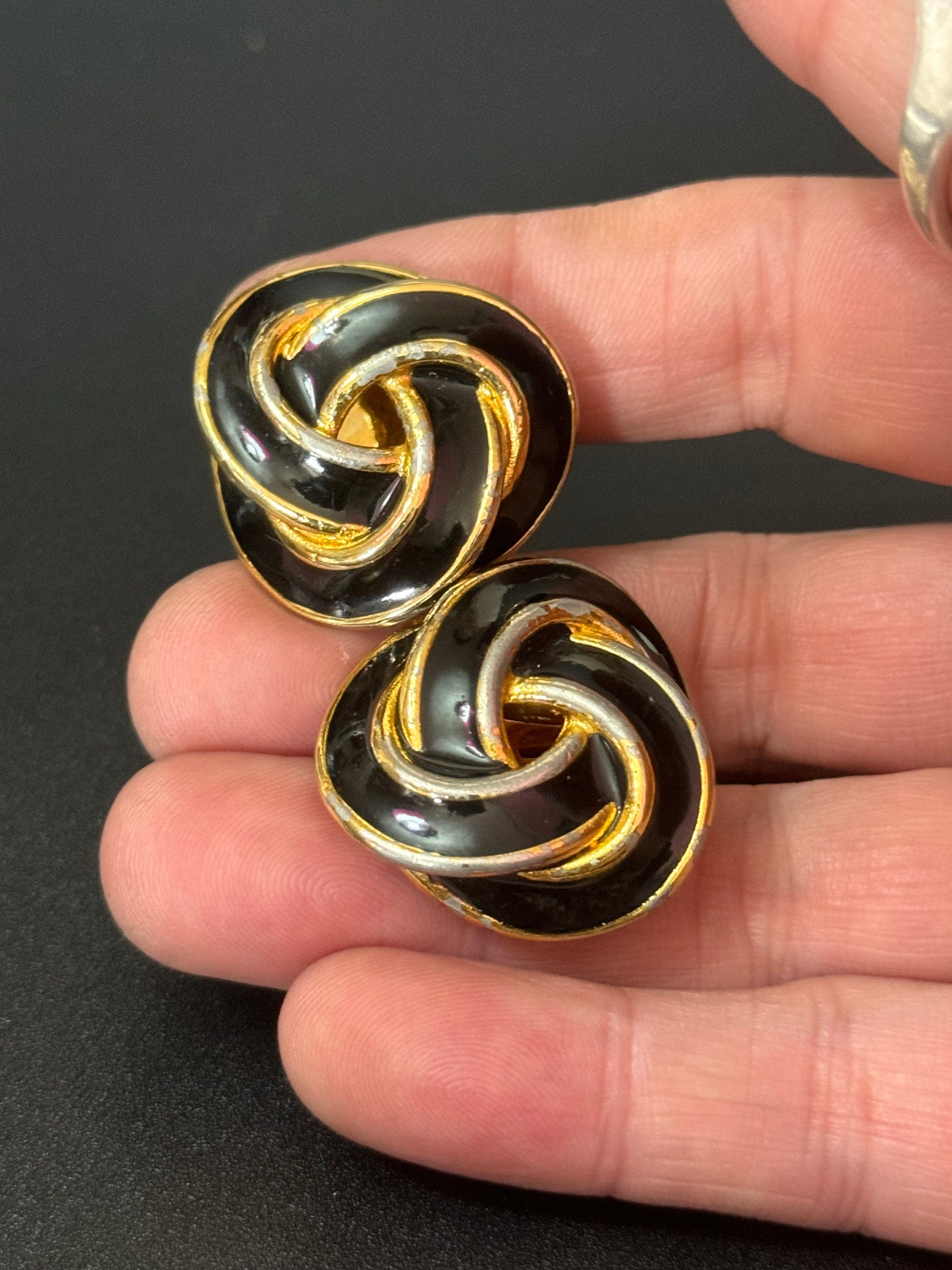 Signed KJL Kenneth Lane Vintage pair black gold tone classic knot clip on earrings